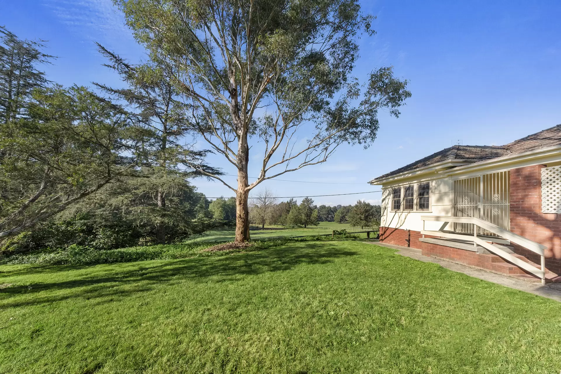 213 Springwood Road, Yarramundi Sold by Cutcliffe Properties - image 1
