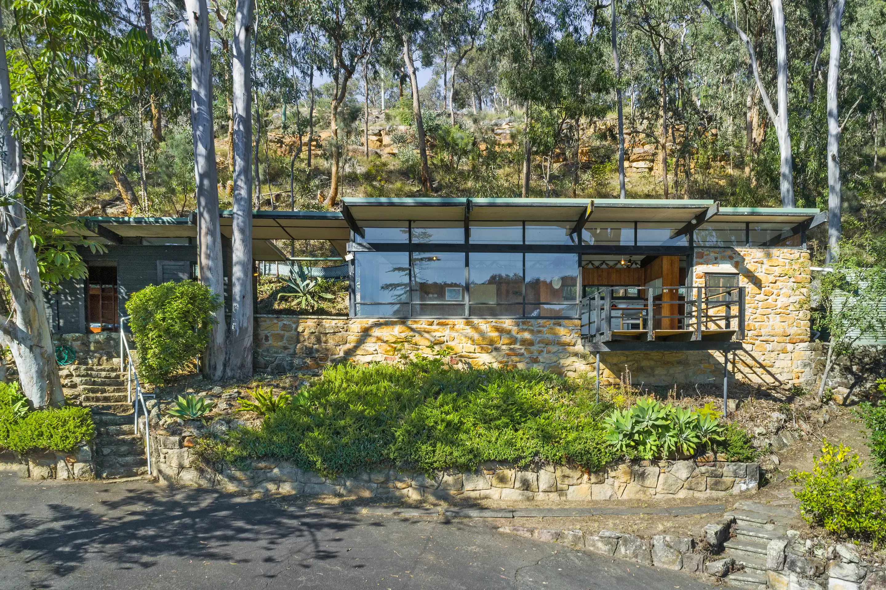 3/641-647 River Road, Lower Portland For Sale by Cutcliffe Properties - image 2
