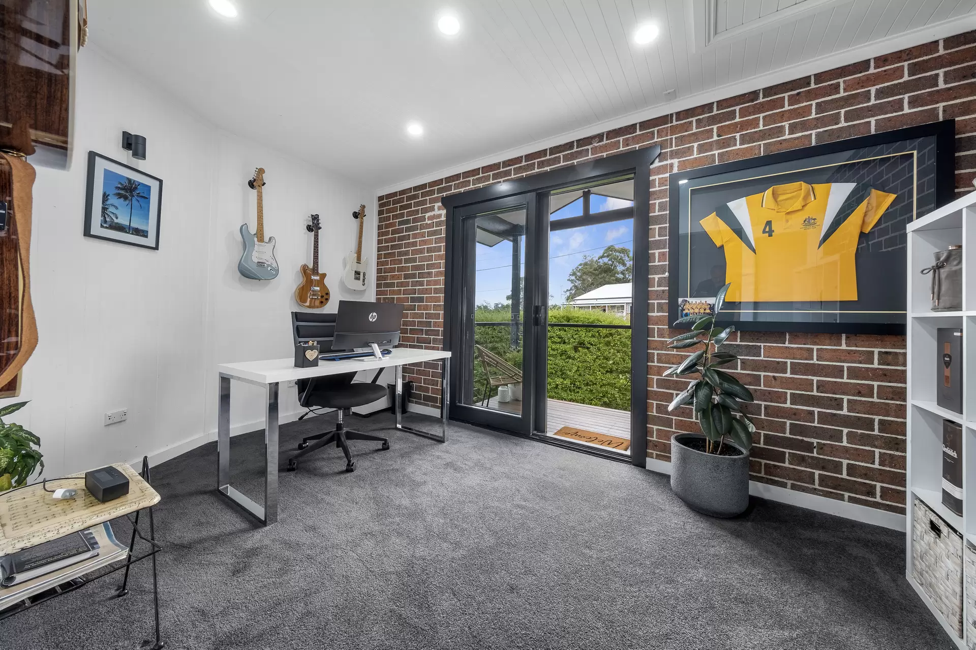 4 Manns Road, Wilberforce Sold by Cutcliffe Properties - image 1