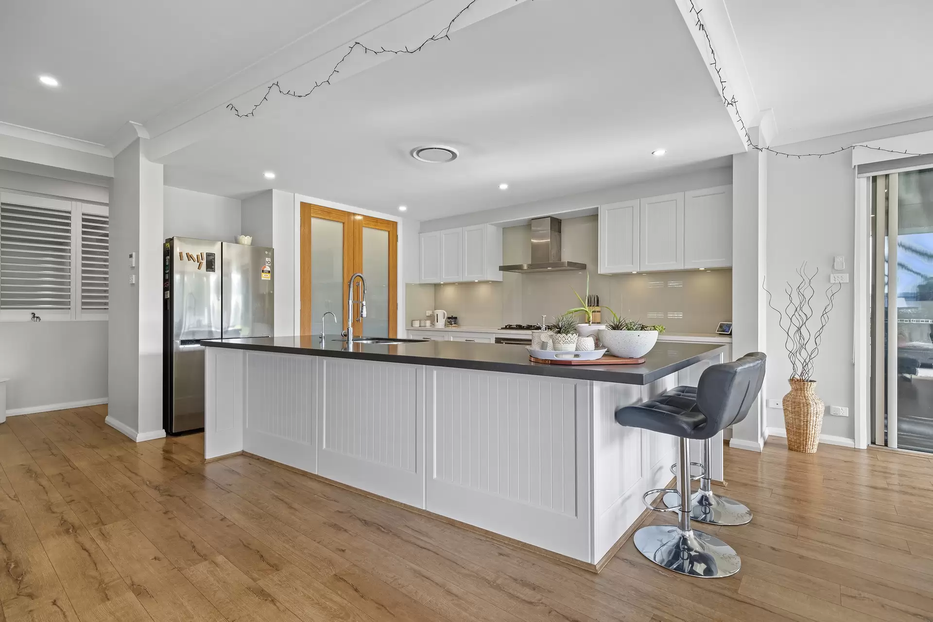 287-293 Reynolds Road, Londonderry Sold by Cutcliffe Properties - image 1