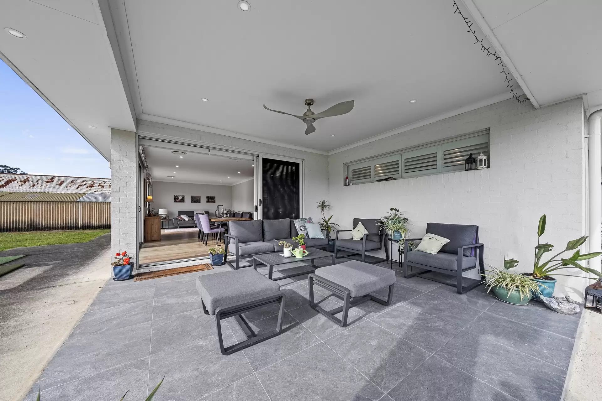 287-293 Reynolds Road, Londonderry Sold by Cutcliffe Properties - image 1