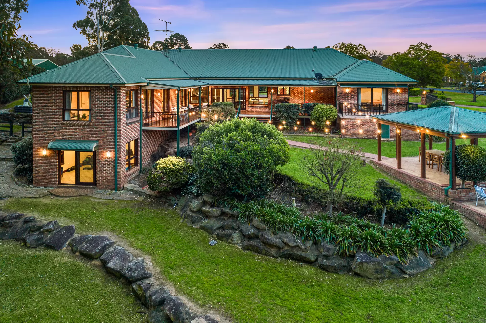 36 Sturt Place, Windsor Downs Sold by Cutcliffe Properties - image 1