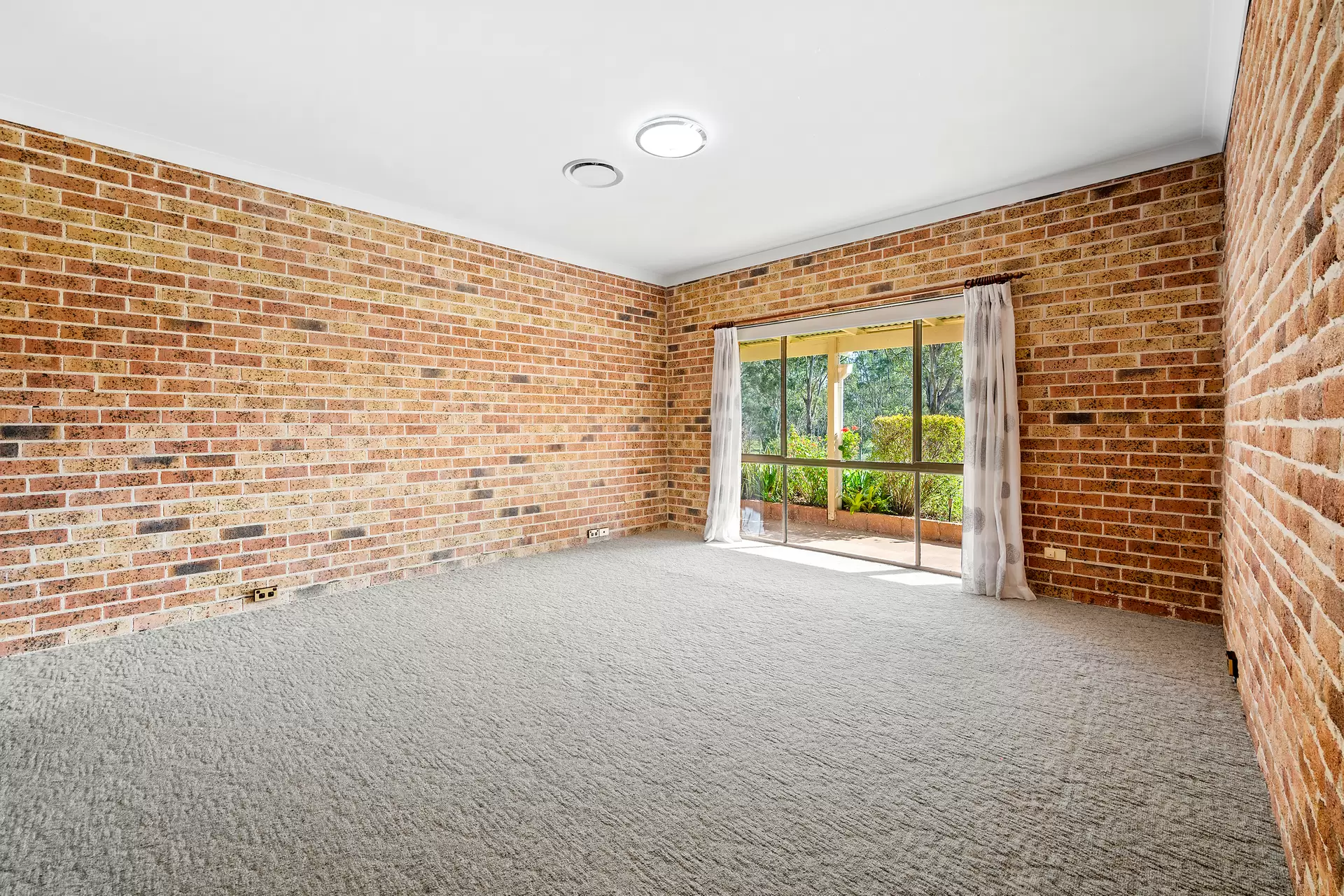 88-106 Littlefields Road, Luddenham For Lease by Cutcliffe Properties - image 1