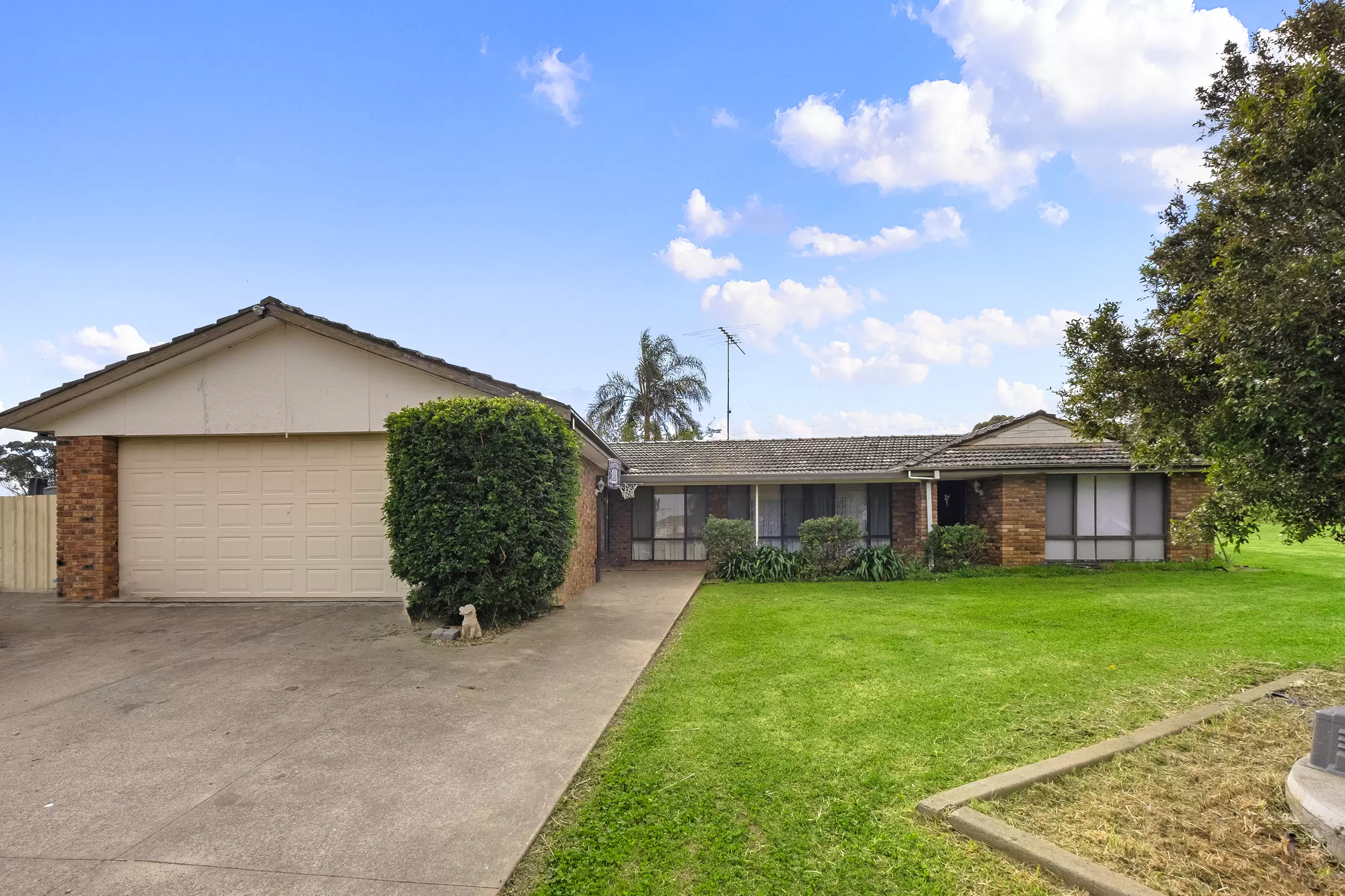 102 Springfield Road, Catherine Field Sold by Cutcliffe Properties - image 1