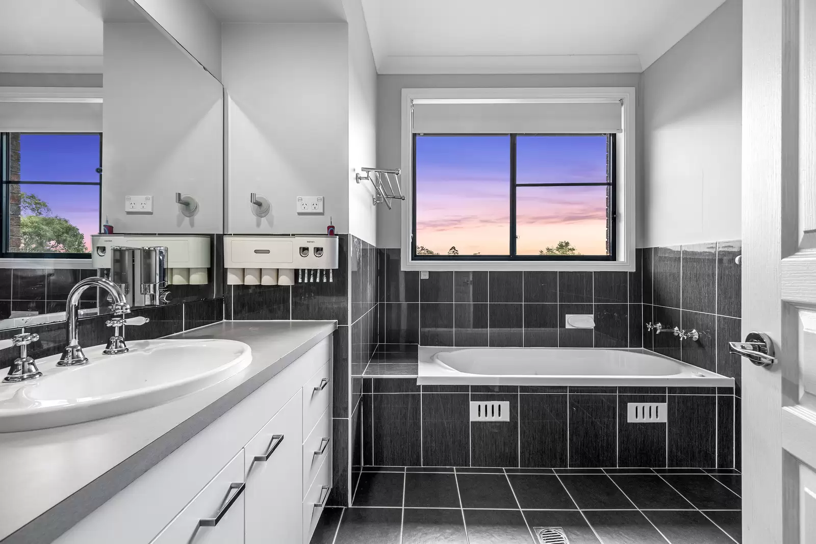 4704 Old Northern Road, Maroota For Sale by Cutcliffe Properties - image 15