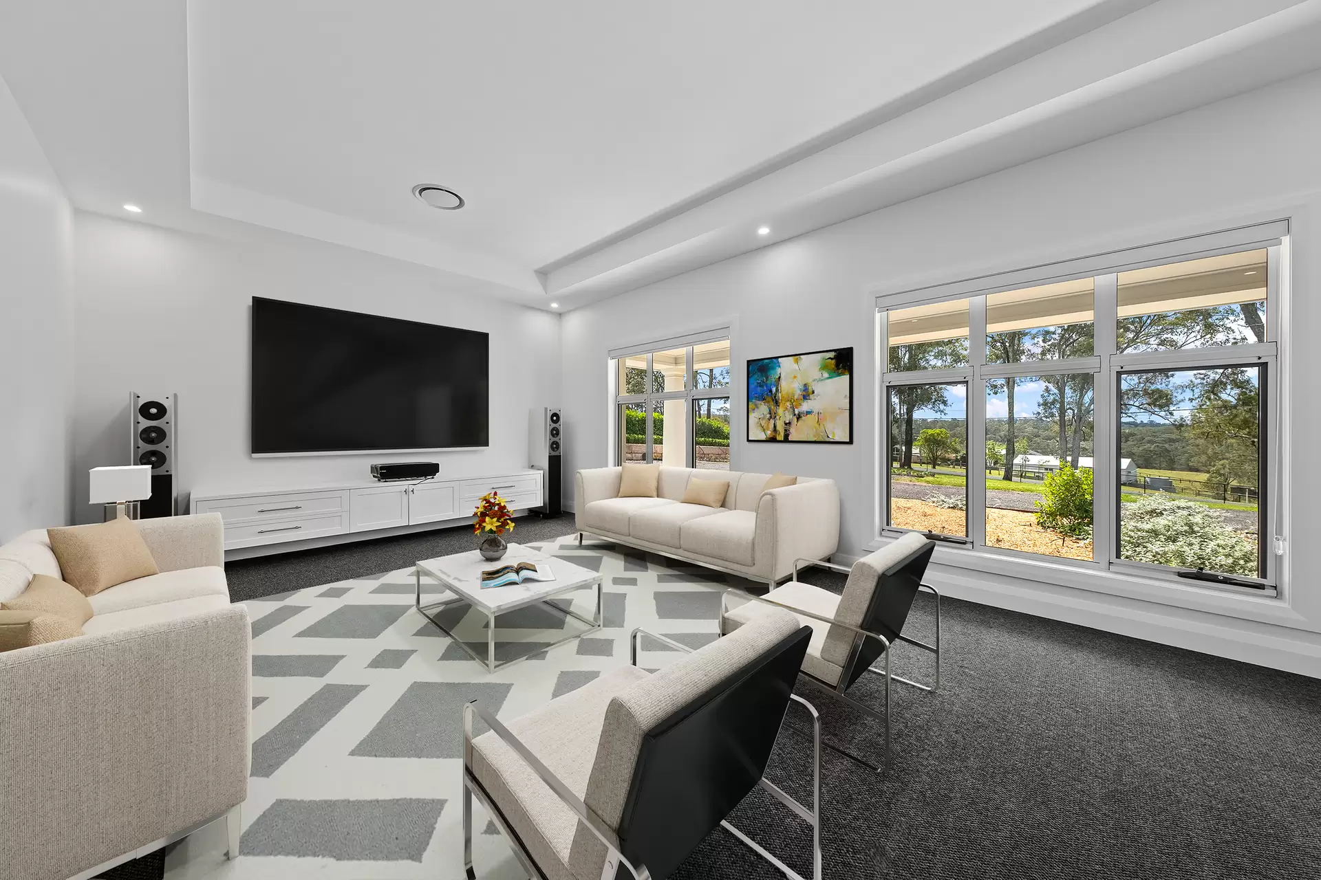 208 East Kurrajong Road, East Kurrajong Sold by Cutcliffe Properties - image 1