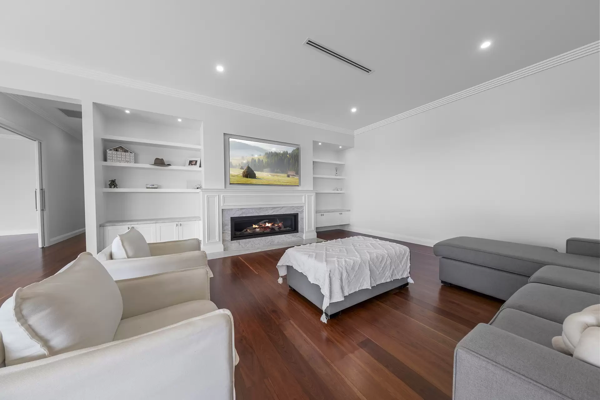 208 East Kurrajong Road, East Kurrajong Sold by Cutcliffe Properties - image 1