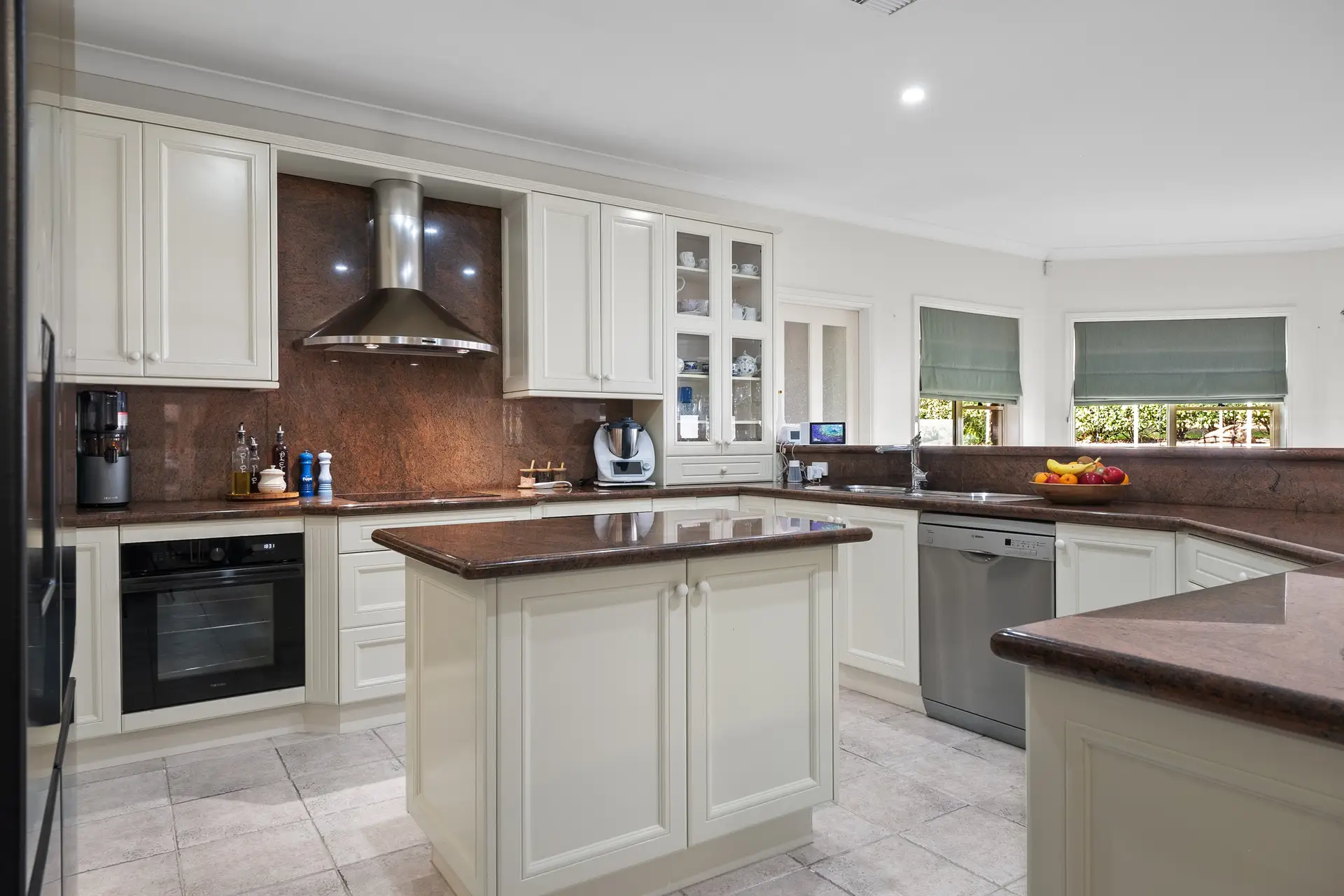 236 East Wilchard Road, Castlereagh Sold by Cutcliffe Properties - image 1
