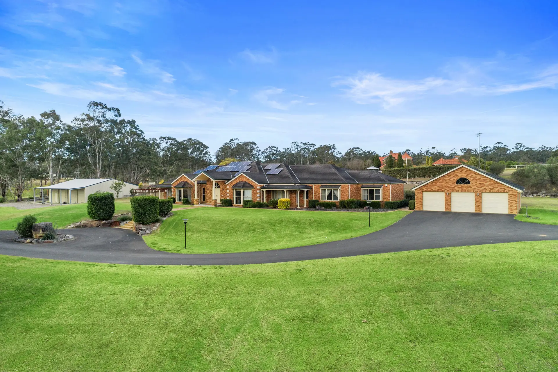 236 East Wilchard Road, Castlereagh Sold by Cutcliffe Properties - image 1