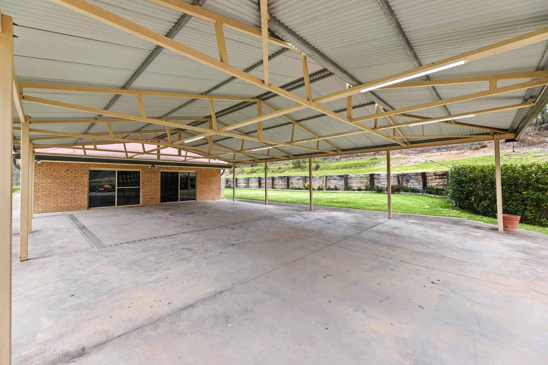 720 Lower Colo Road, Lower Portland Sold by Cutcliffe Properties - image 1