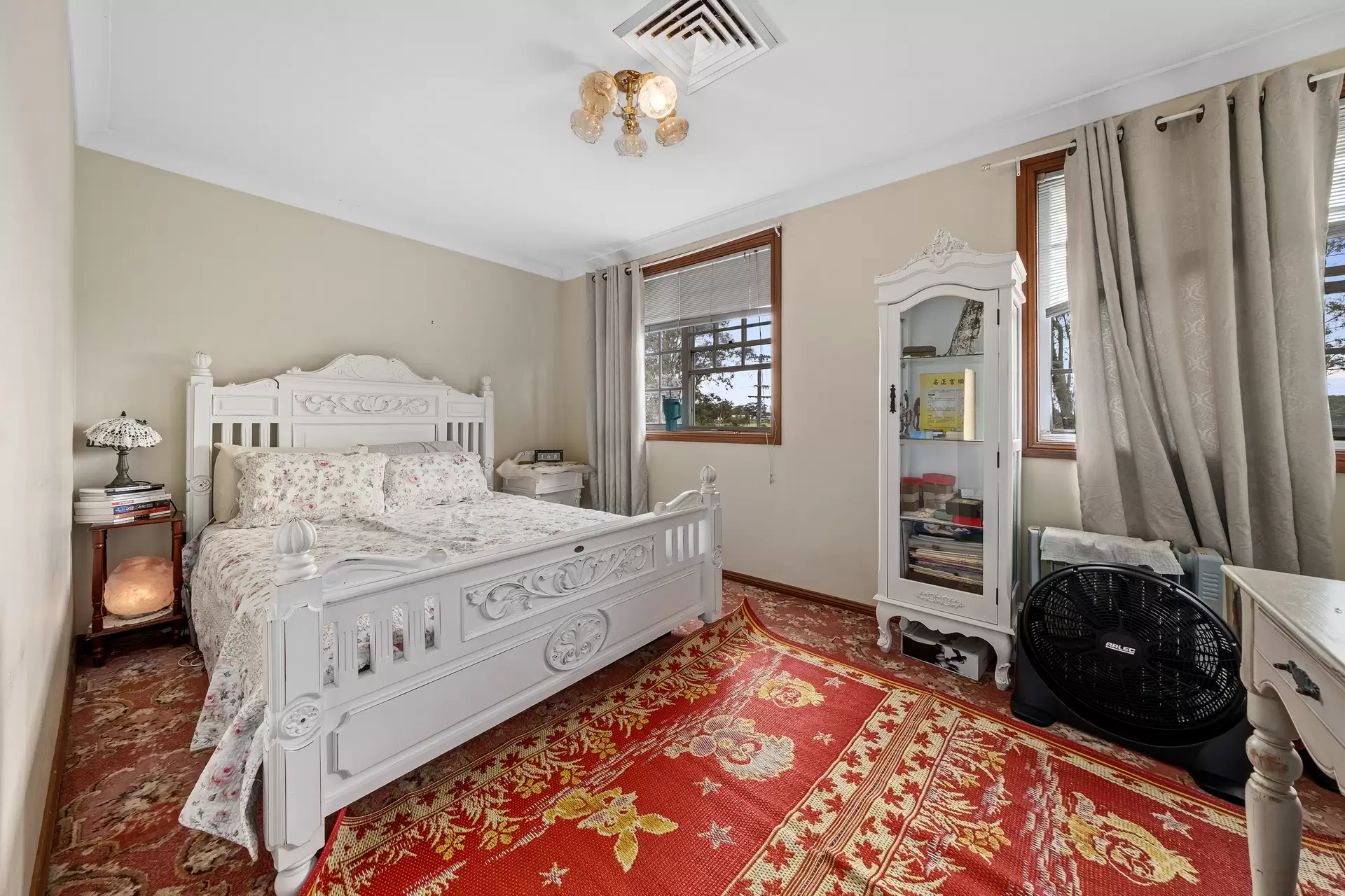187 Glenidol Road, Oakville Sold by Cutcliffe Properties - image 1