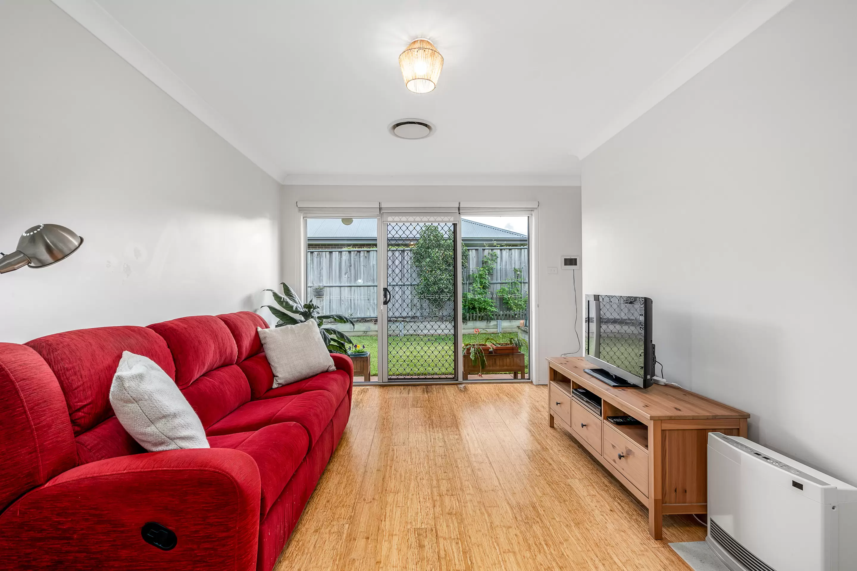 5a Moorhen St, Pitt Town Leased by Cutcliffe Properties - image 2