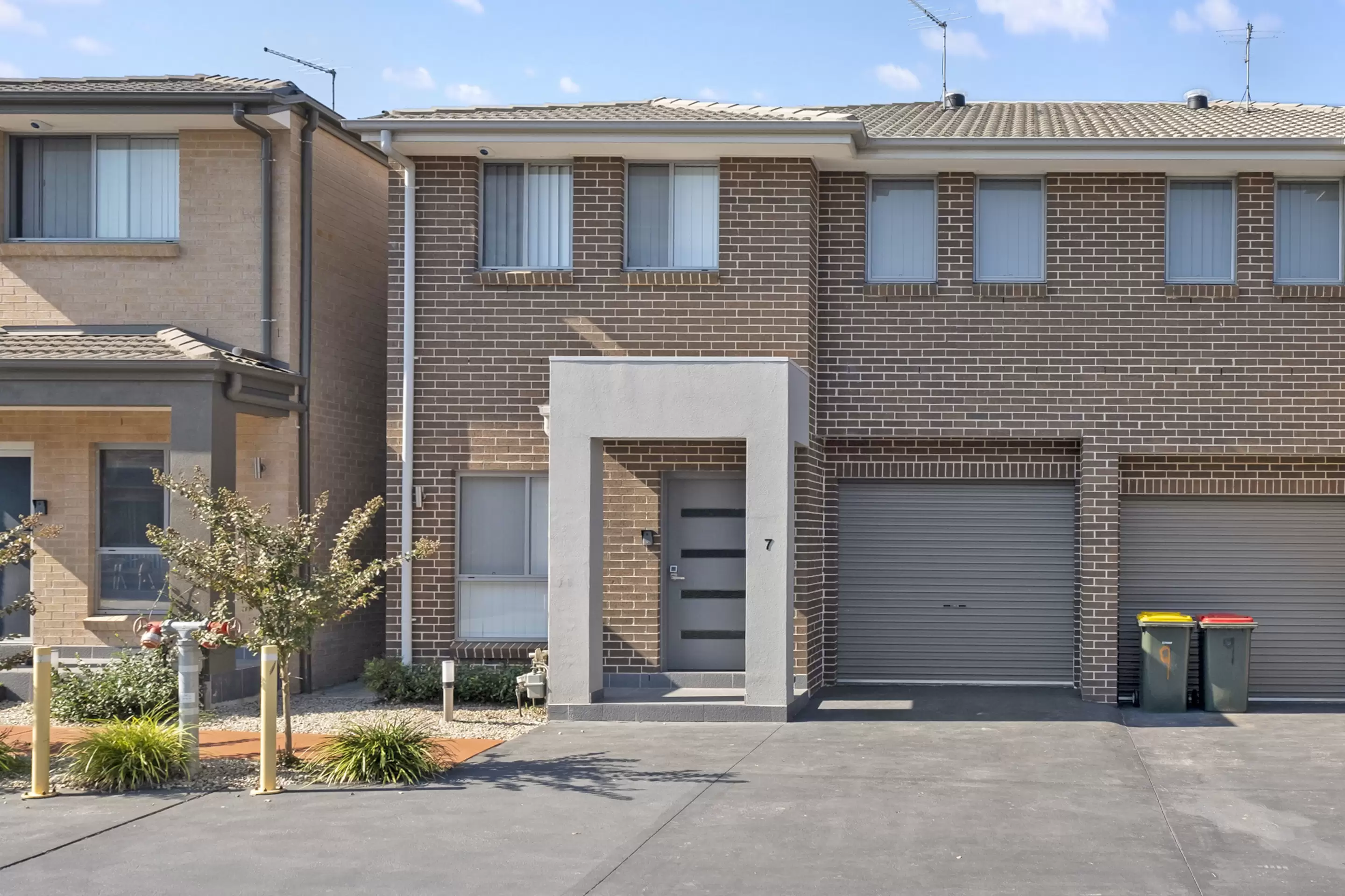 7 Ludhiana Glade, Schofields Leased by Cutcliffe Properties - image 1