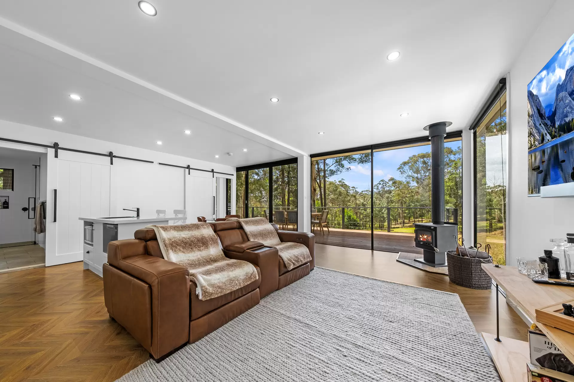 1 Sams Way, Mountain Lagoon Sold by Cutcliffe Properties - image 1