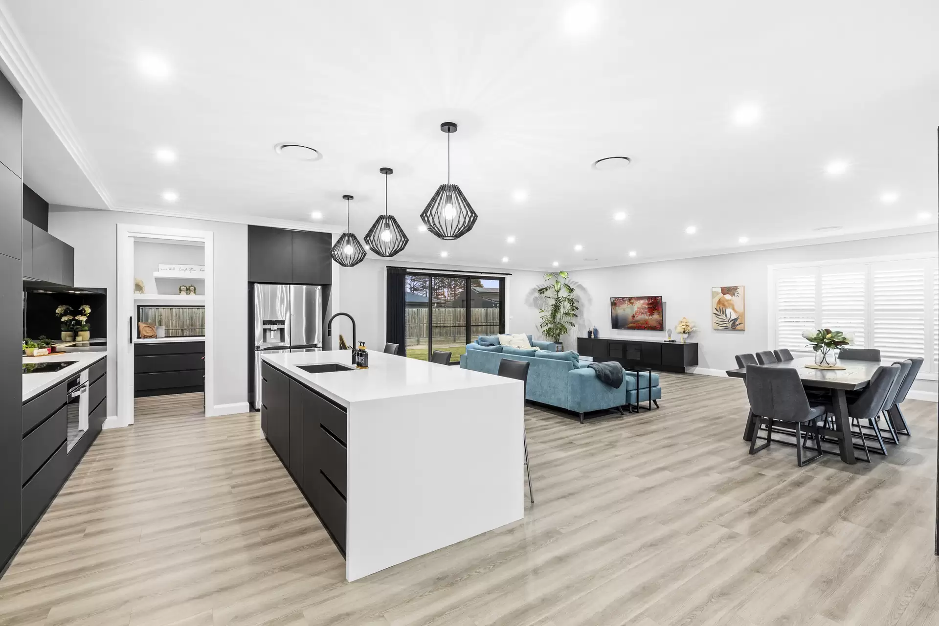 23 Eden Circuit, Pitt Town Sold by Cutcliffe Properties - image 1