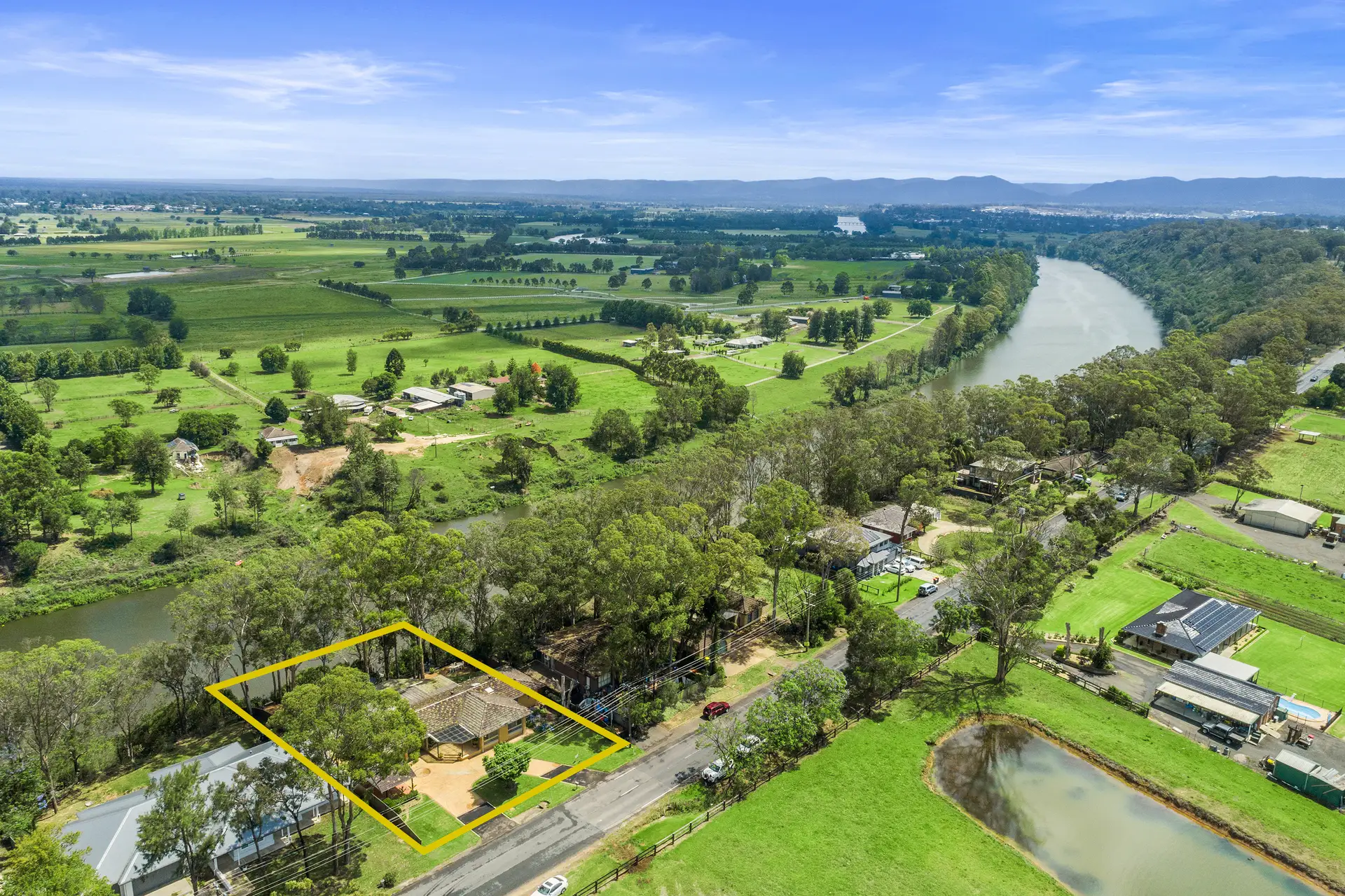 462 Terrace Road, Freemans Reach Sold by Cutcliffe Properties - image 1