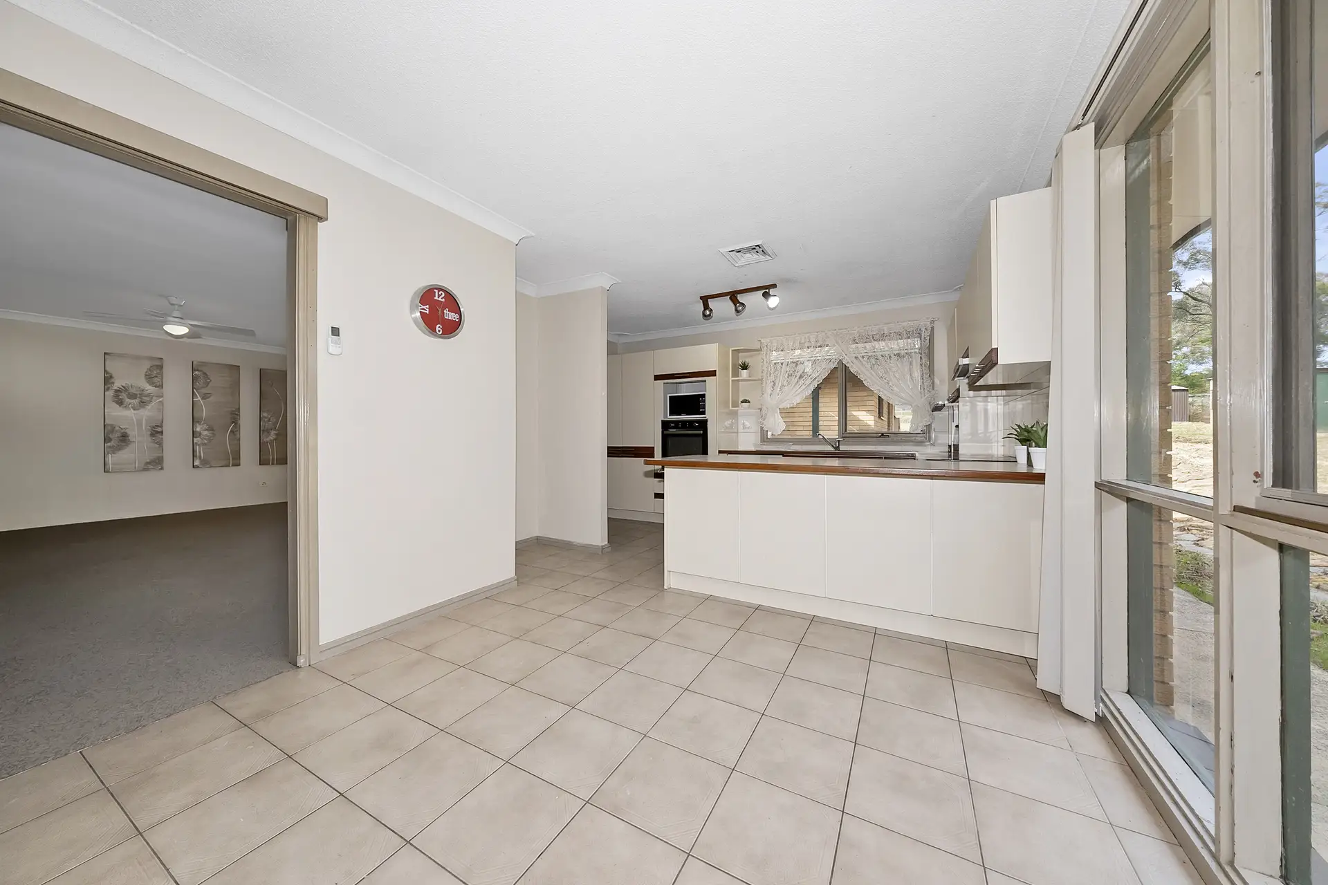 380 Eighth Avenue, Shanes Park Sold by Cutcliffe Properties - image 1