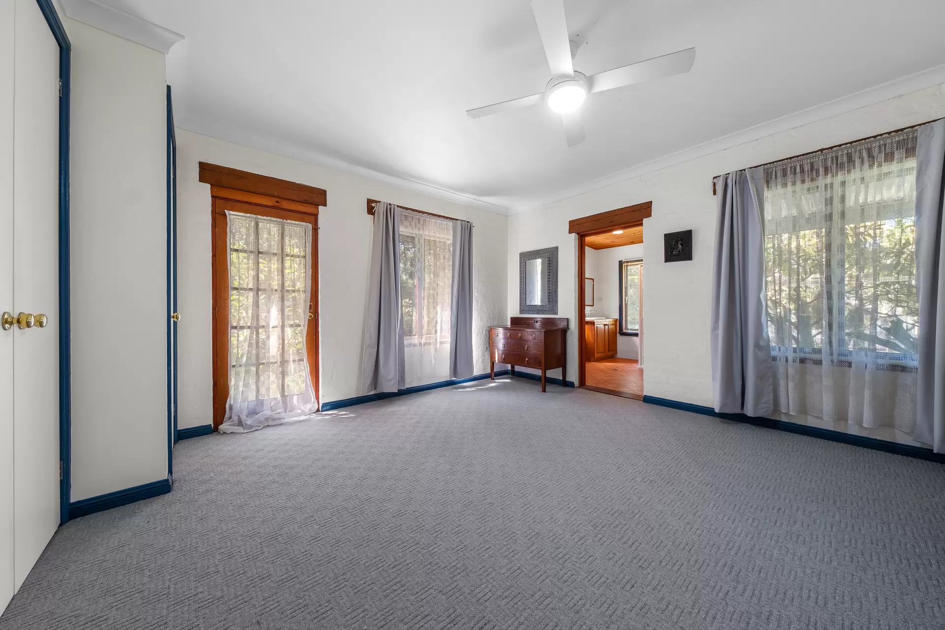 1619c Bells Line of Road, Kurrajong Heights Sold by Cutcliffe Properties - image 1