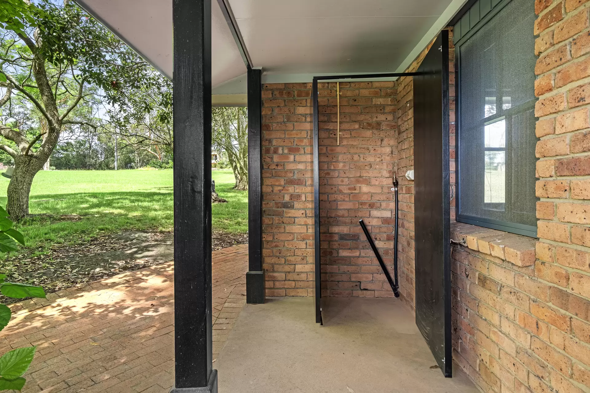 1/18-20 Mile End Road, Rouse Hill Leased by Cutcliffe Properties - image 1