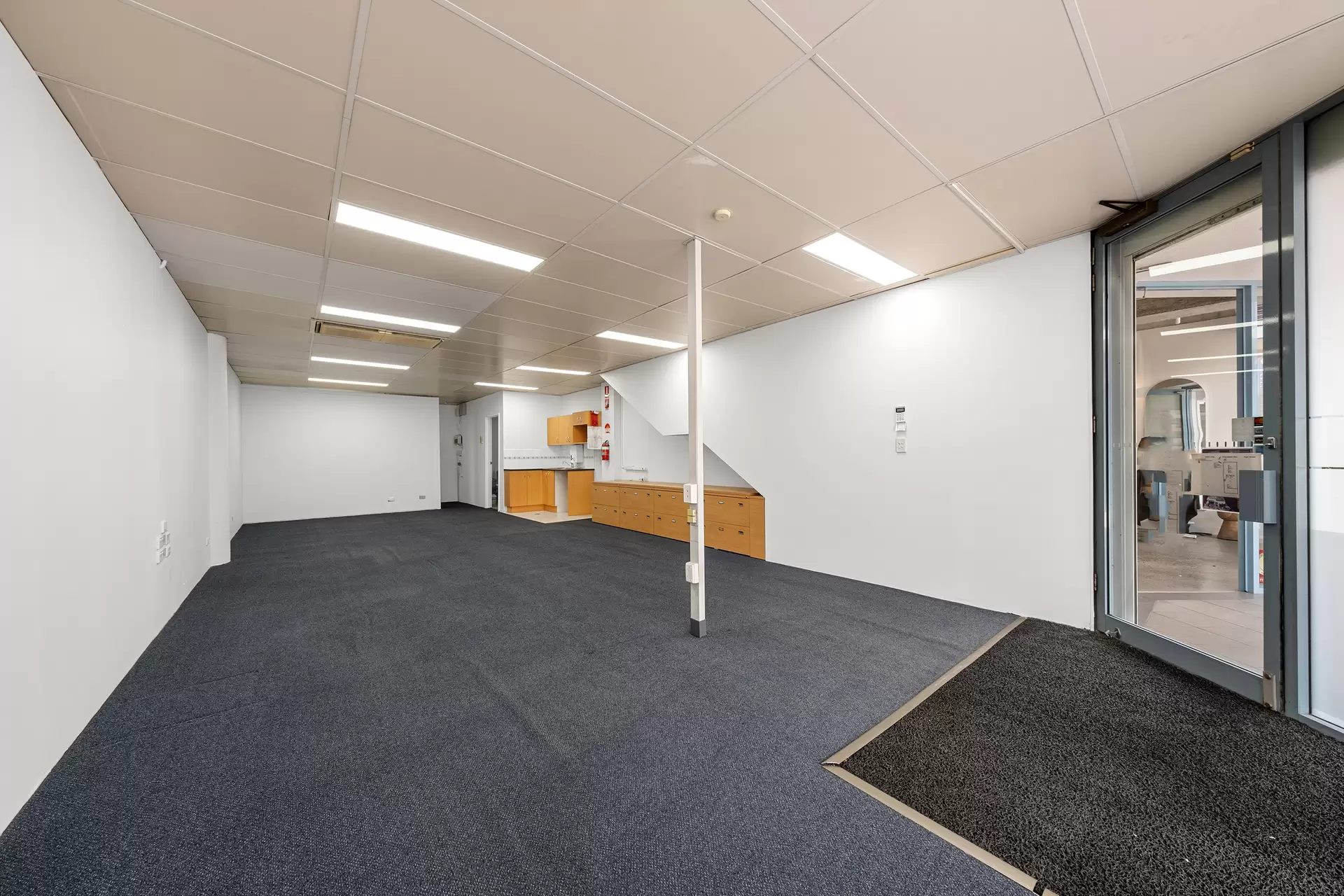 2/458-470 High Street, Penrith Sold by Cutcliffe Properties - image 1