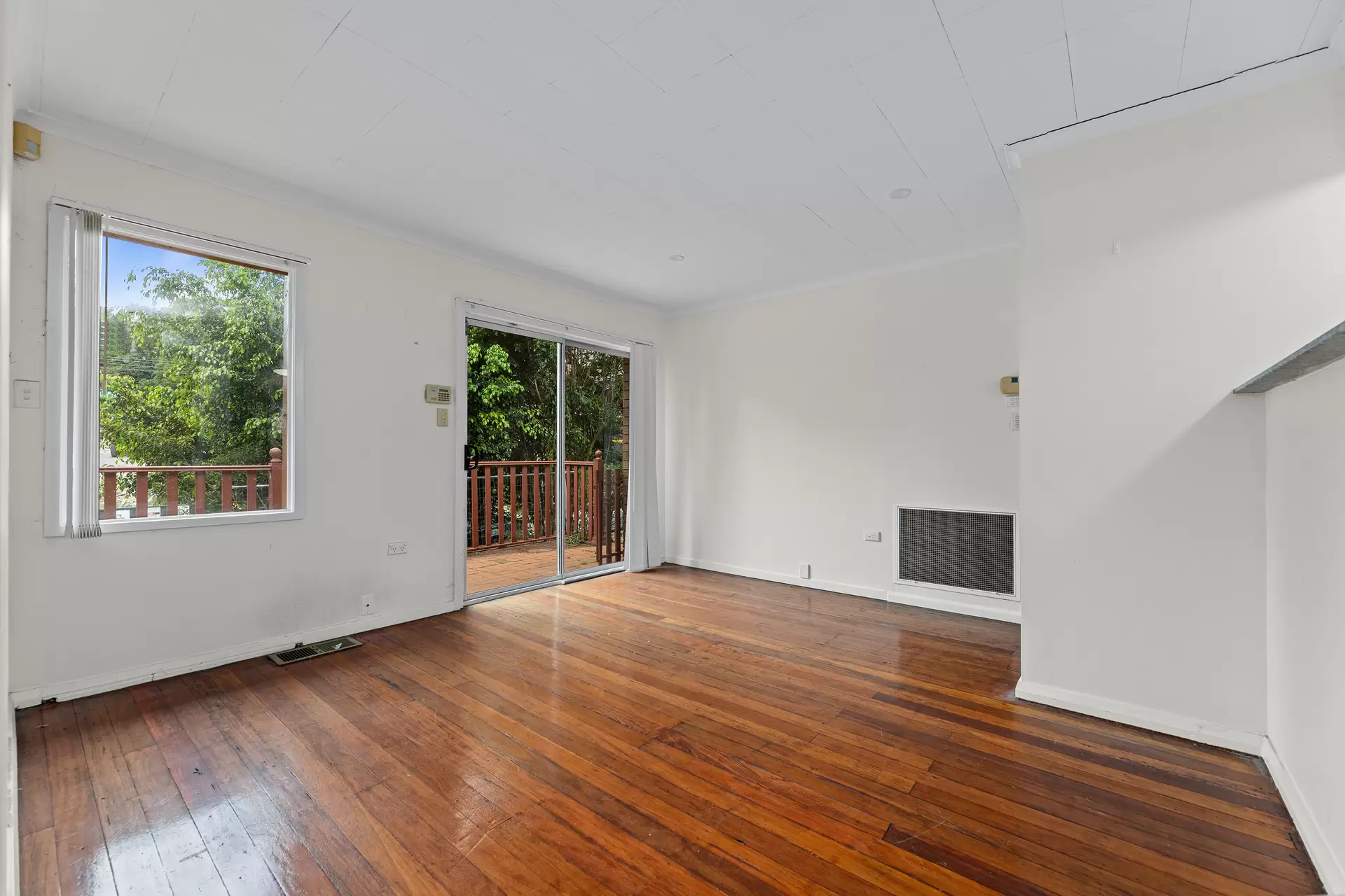 3 Garthowen Crescent, Castle Hill For Lease by Cutcliffe Properties - image 1
