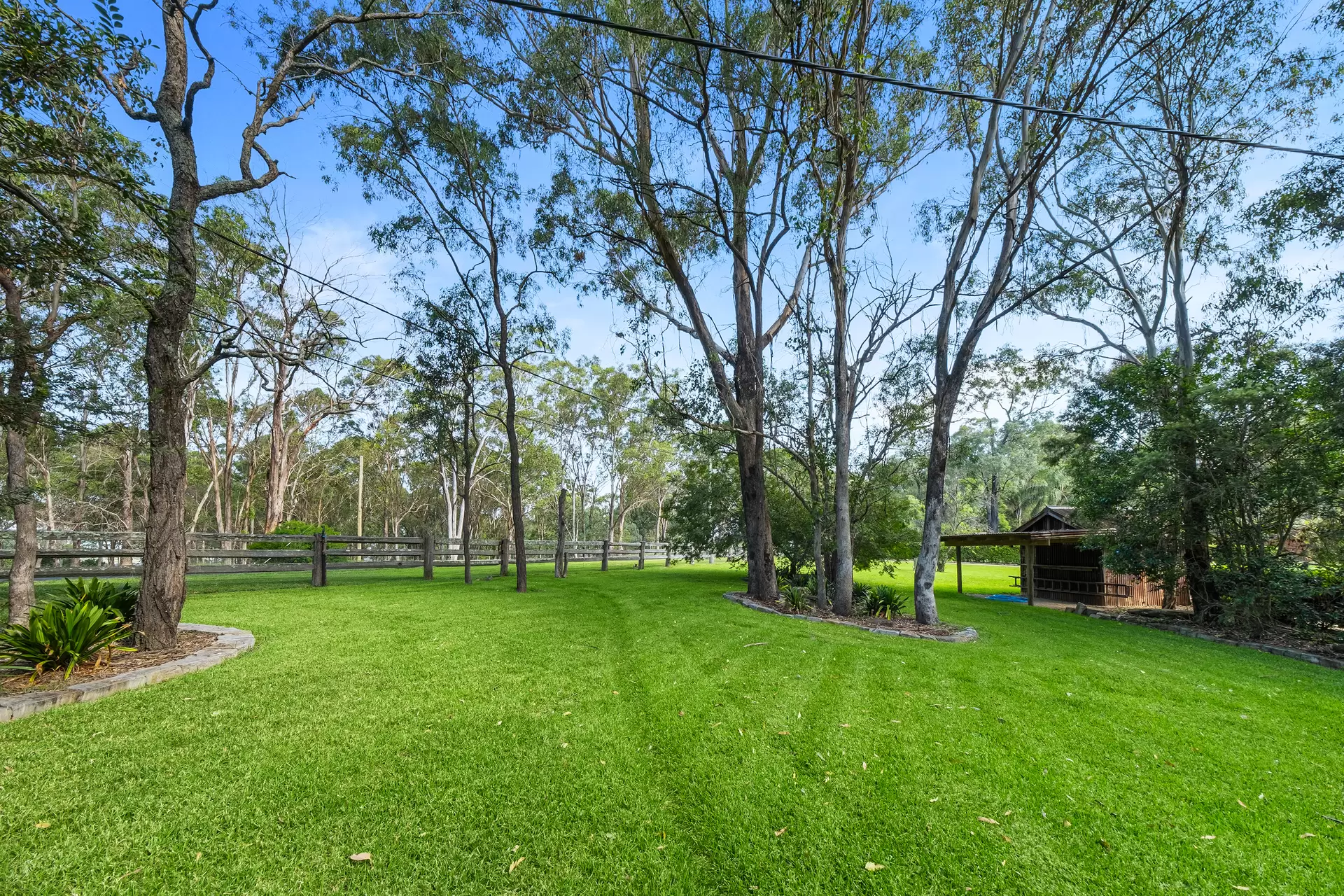 654 Old Pitt Town Road, Oakville Sold by Cutcliffe Properties - image 1