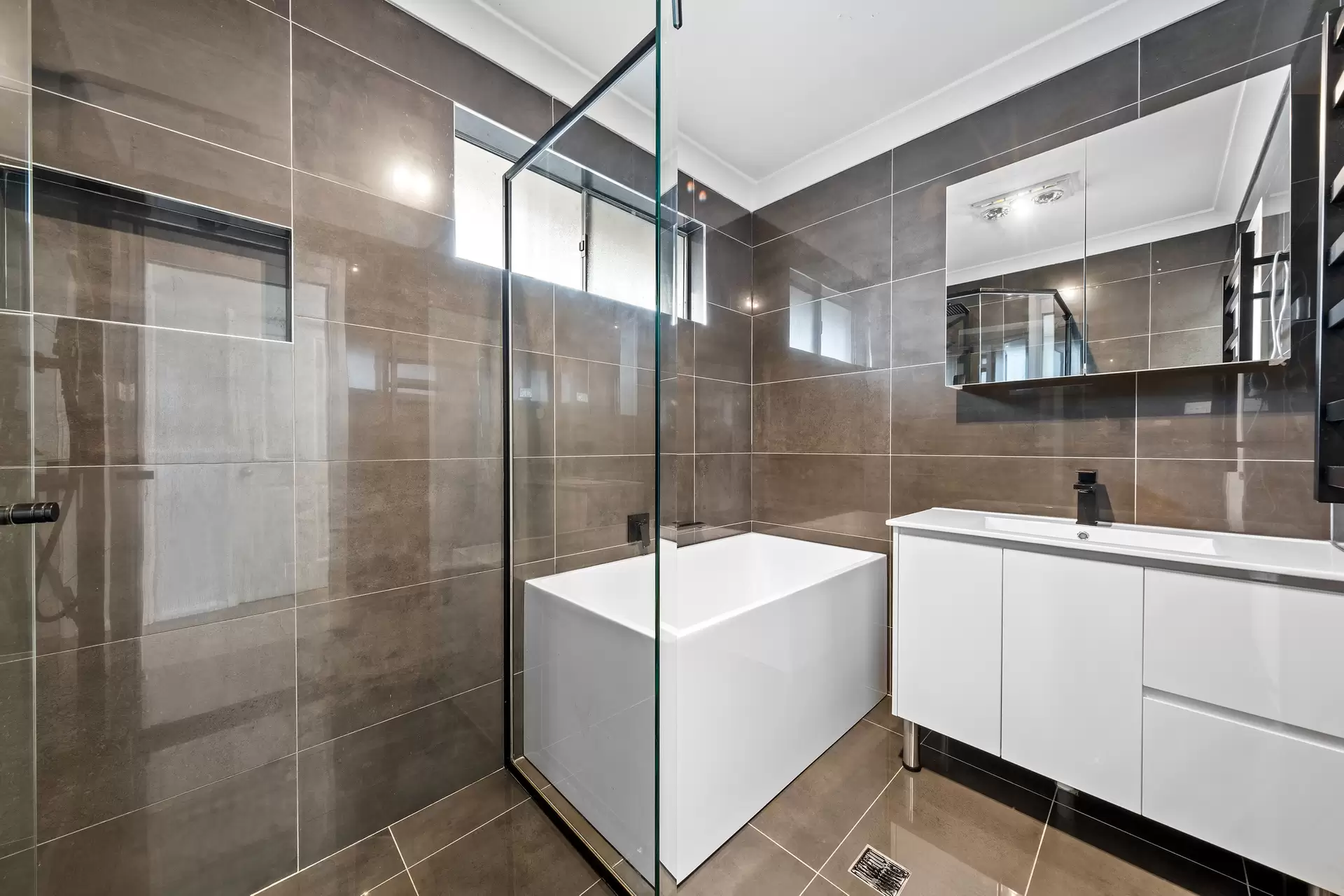 1 Rickaby Street, South Windsor Sold by Cutcliffe Properties - image 1