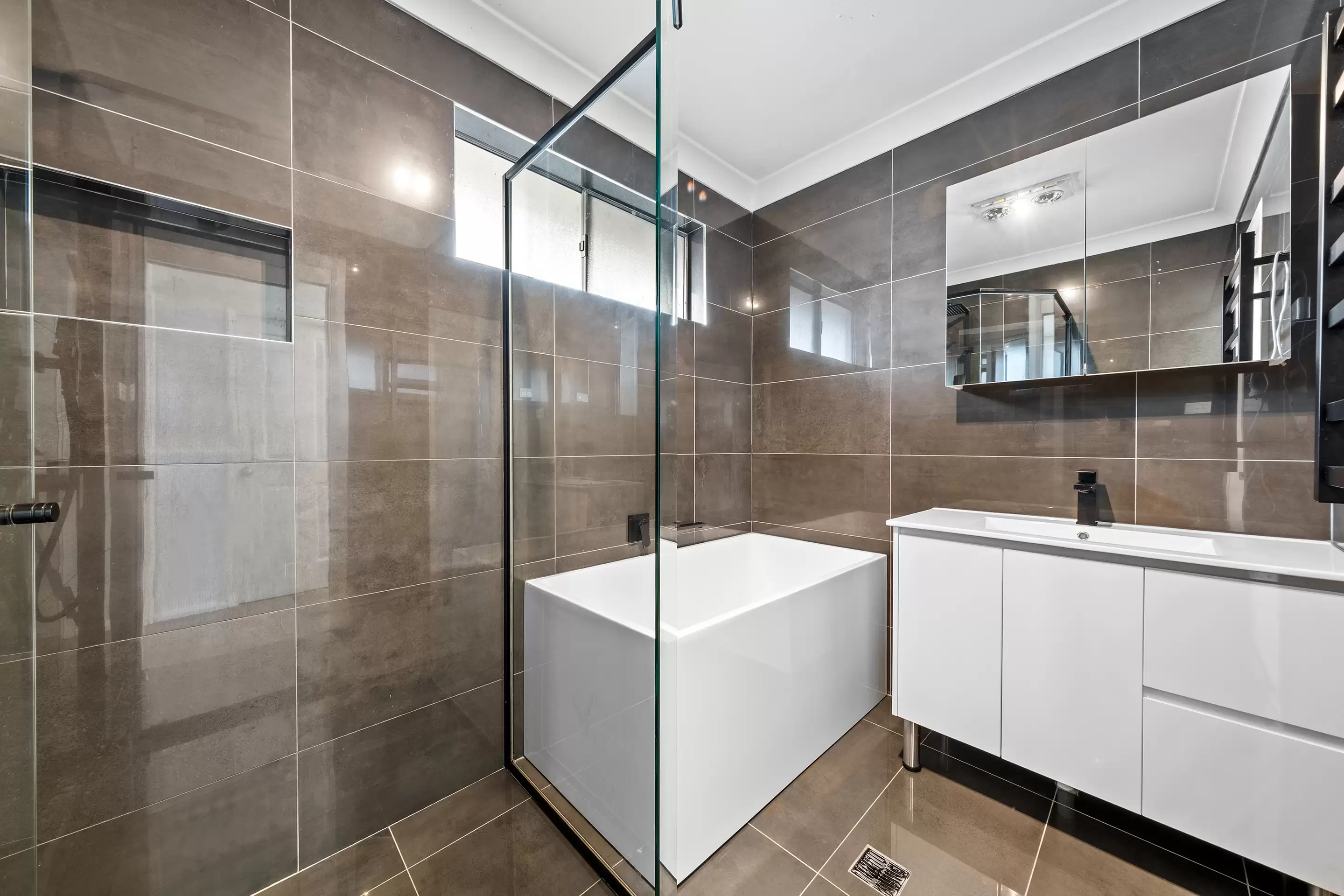 1 Rickaby Street, South Windsor Sold by Cutcliffe Properties - image 4