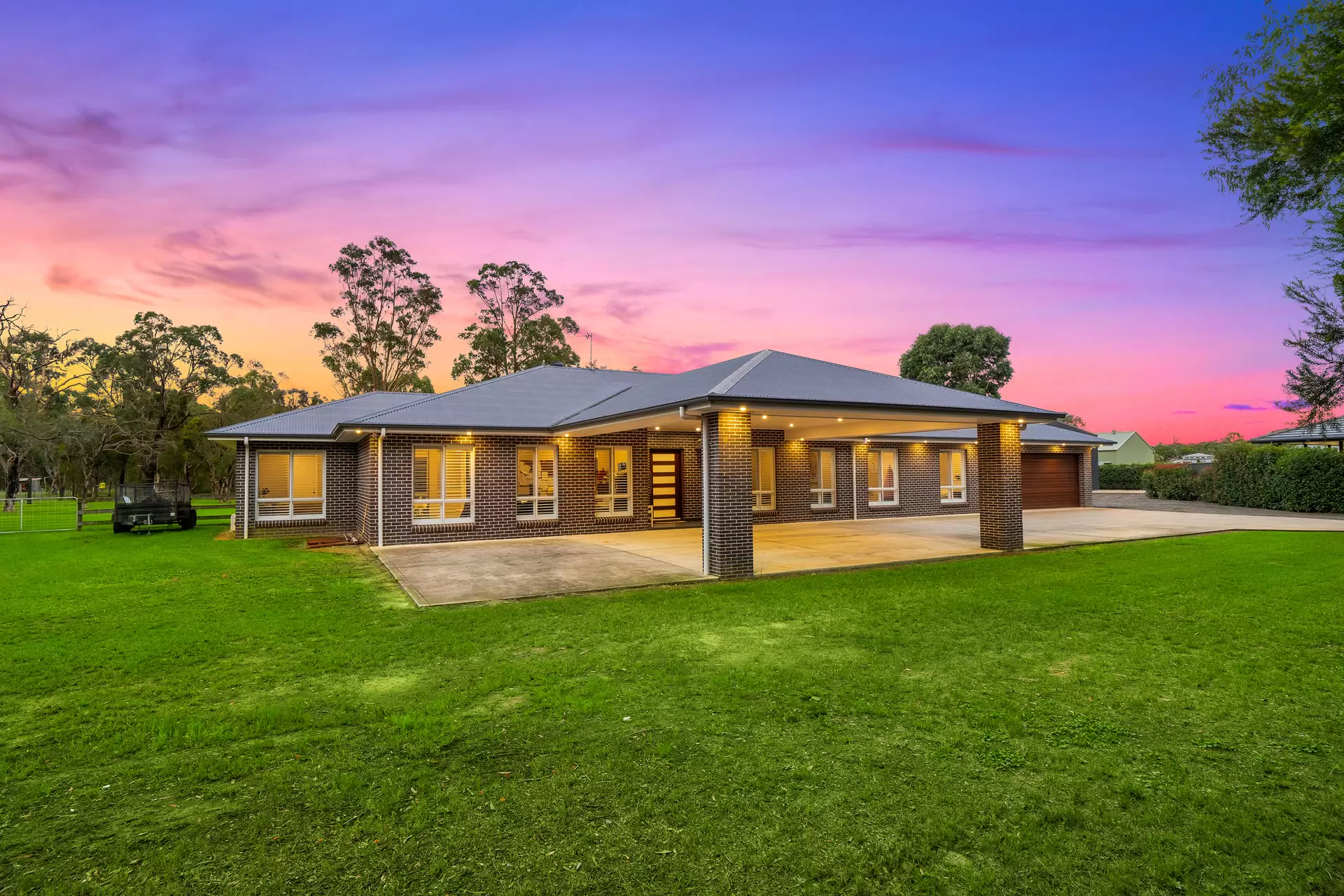 19 Tickner Street, Castlereagh Sold by Cutcliffe Properties - image 1