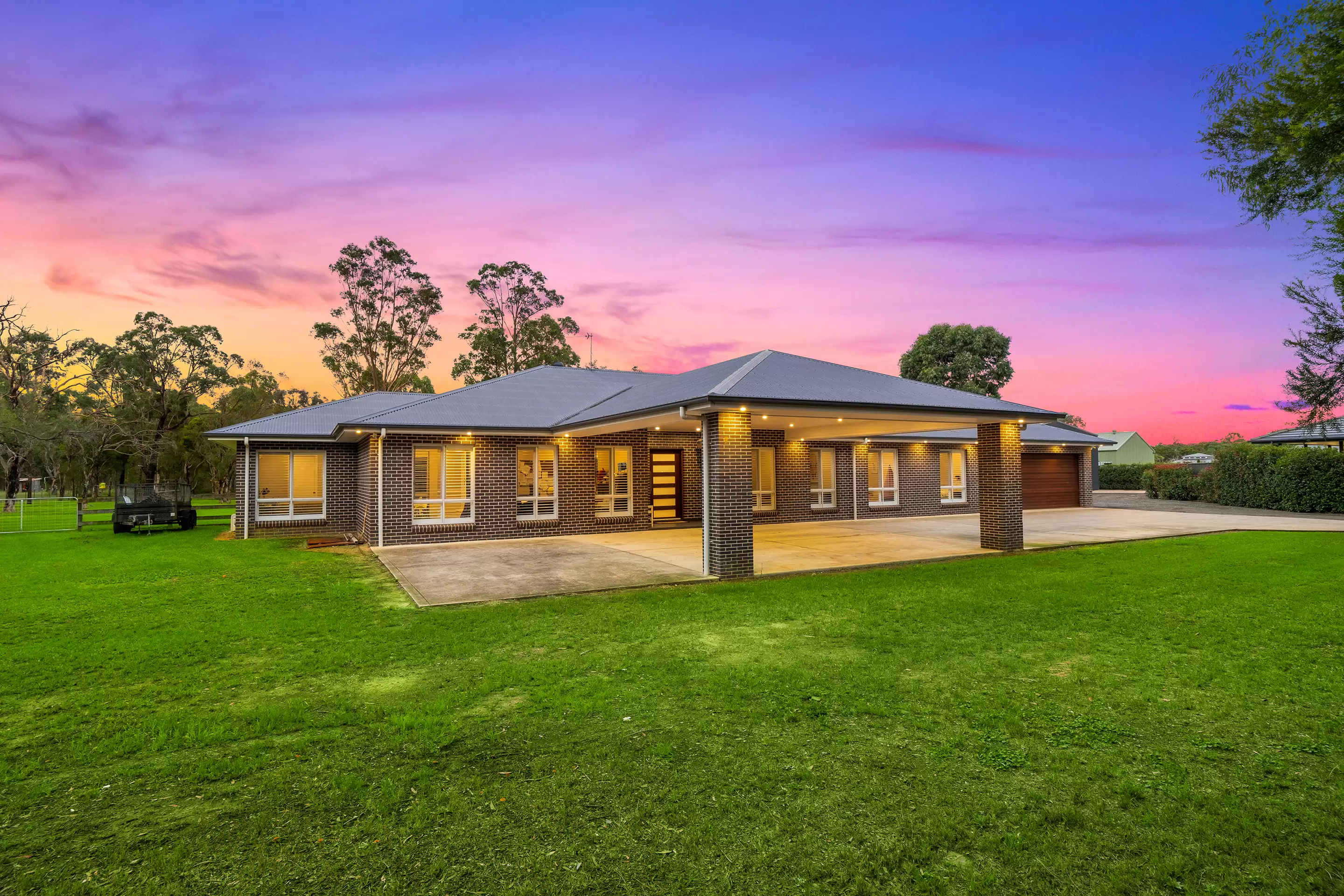 19 Tickner Street, Castlereagh Sold by Cutcliffe Properties - image 1