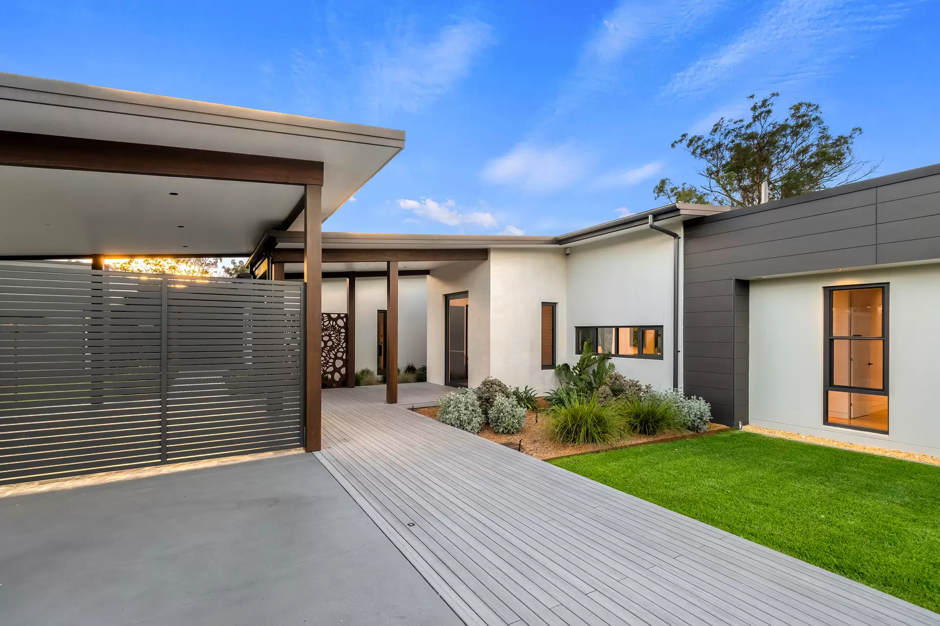 10 Moss Ridge, Sackville North Sold by Cutcliffe Properties - image 1