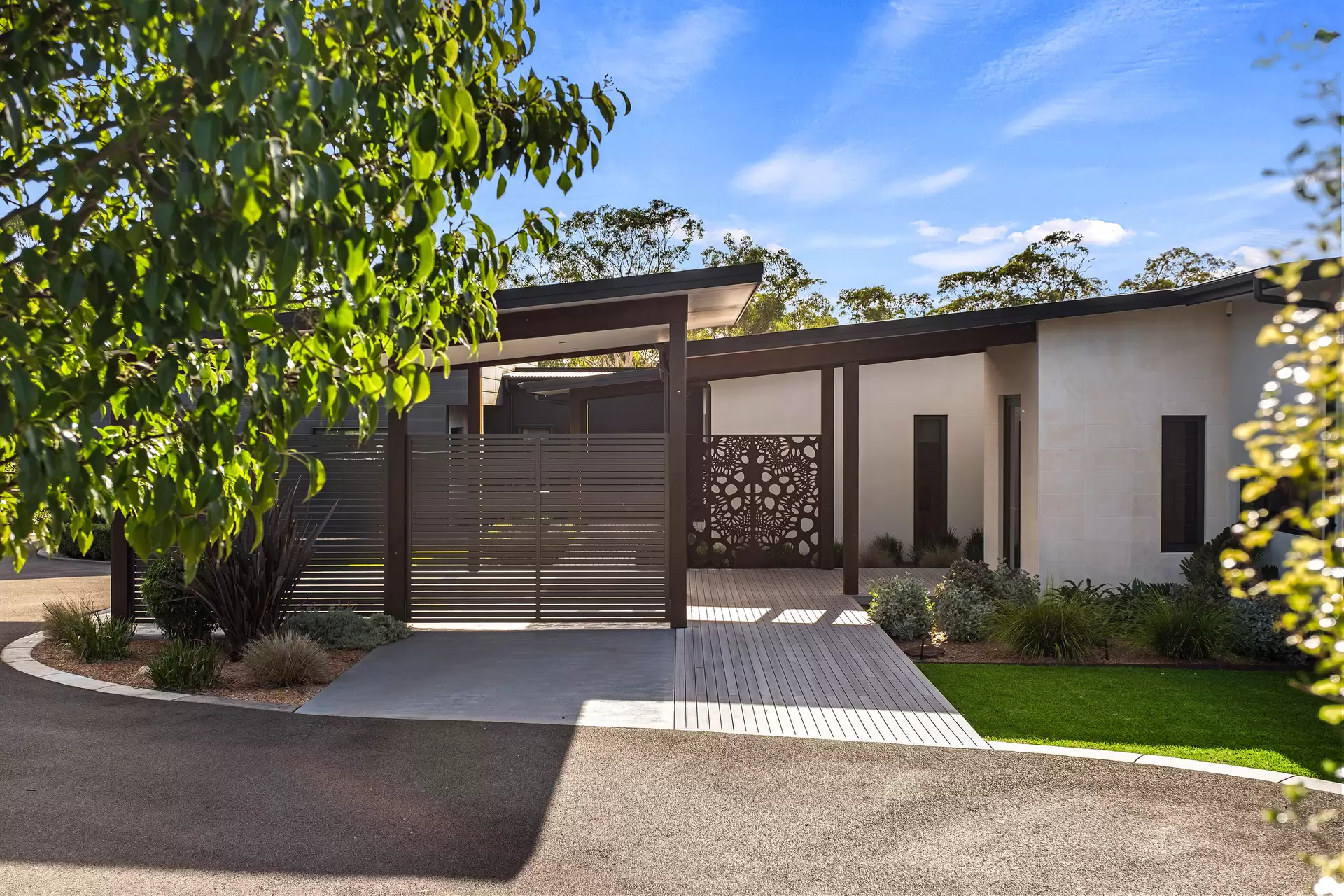 10 Moss Ridge, Sackville North Sold by Cutcliffe Properties - image 1