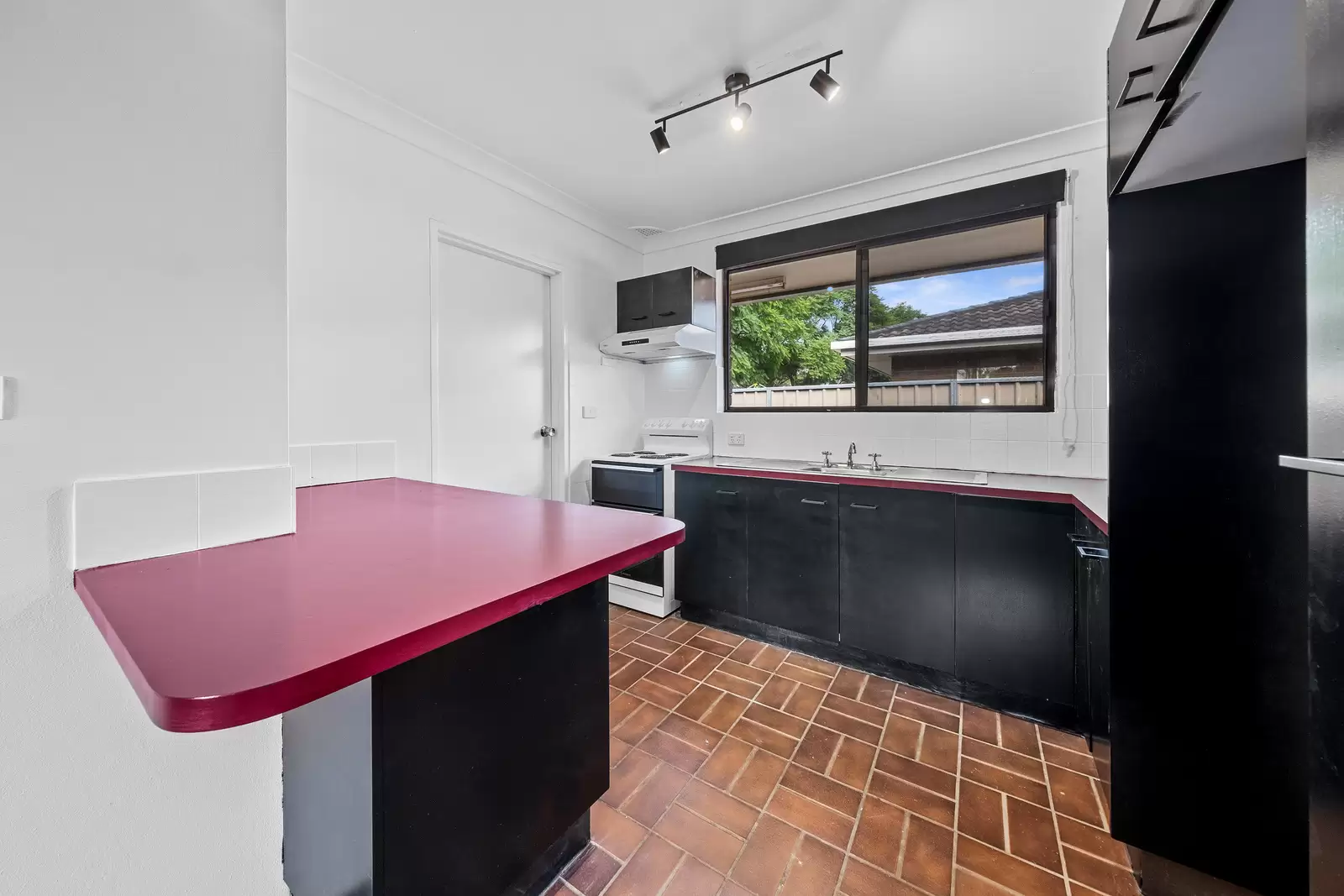 2/13 Ivy Avenue,, McGraths Hill Leased by Cutcliffe Properties - image 3