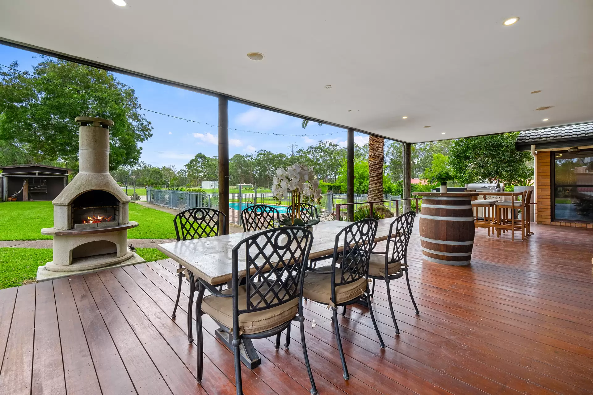 39 Smith Road, Oakville Sold by Cutcliffe Properties - image 1