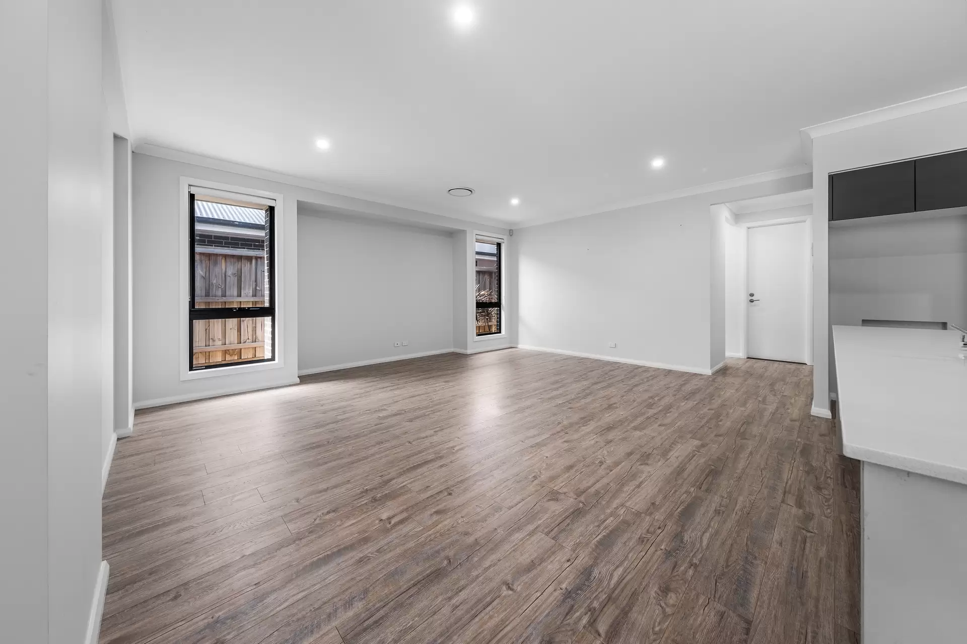 24 Bloomsdale Circuit, Gables Leased by Cutcliffe Properties - image 1