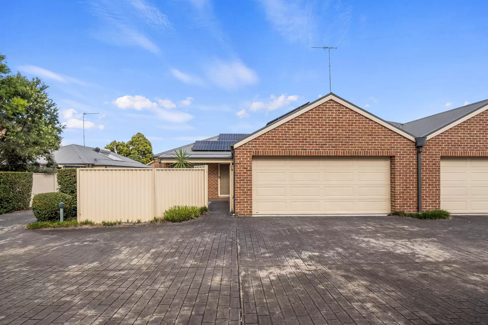 8/153 March Street, Richmond Leased by Cutcliffe Properties - image 1