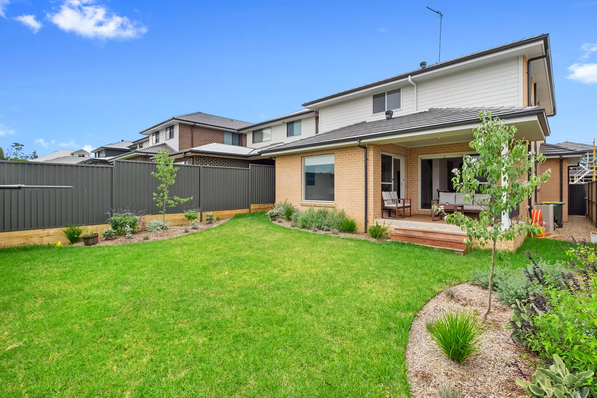 8 Arches Avenue, Box Hill Sold by Cutcliffe Properties - image 1