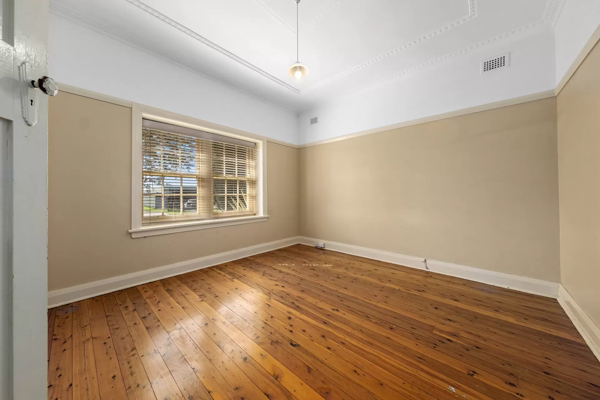 102 Francis Street, Richmond Sold by Cutcliffe Properties - image 1