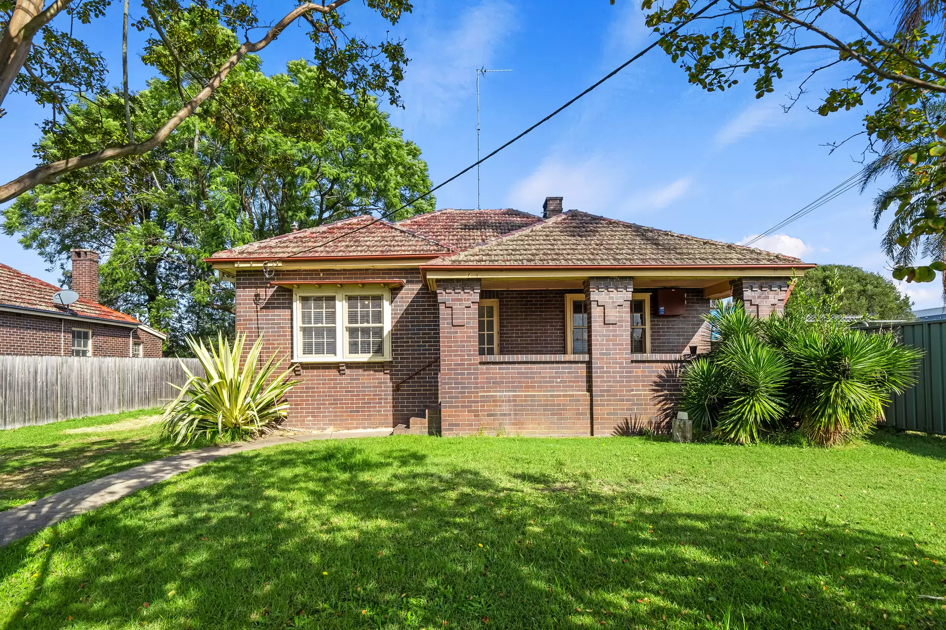 102 Francis Street, Richmond Sold by Cutcliffe Properties - image 1