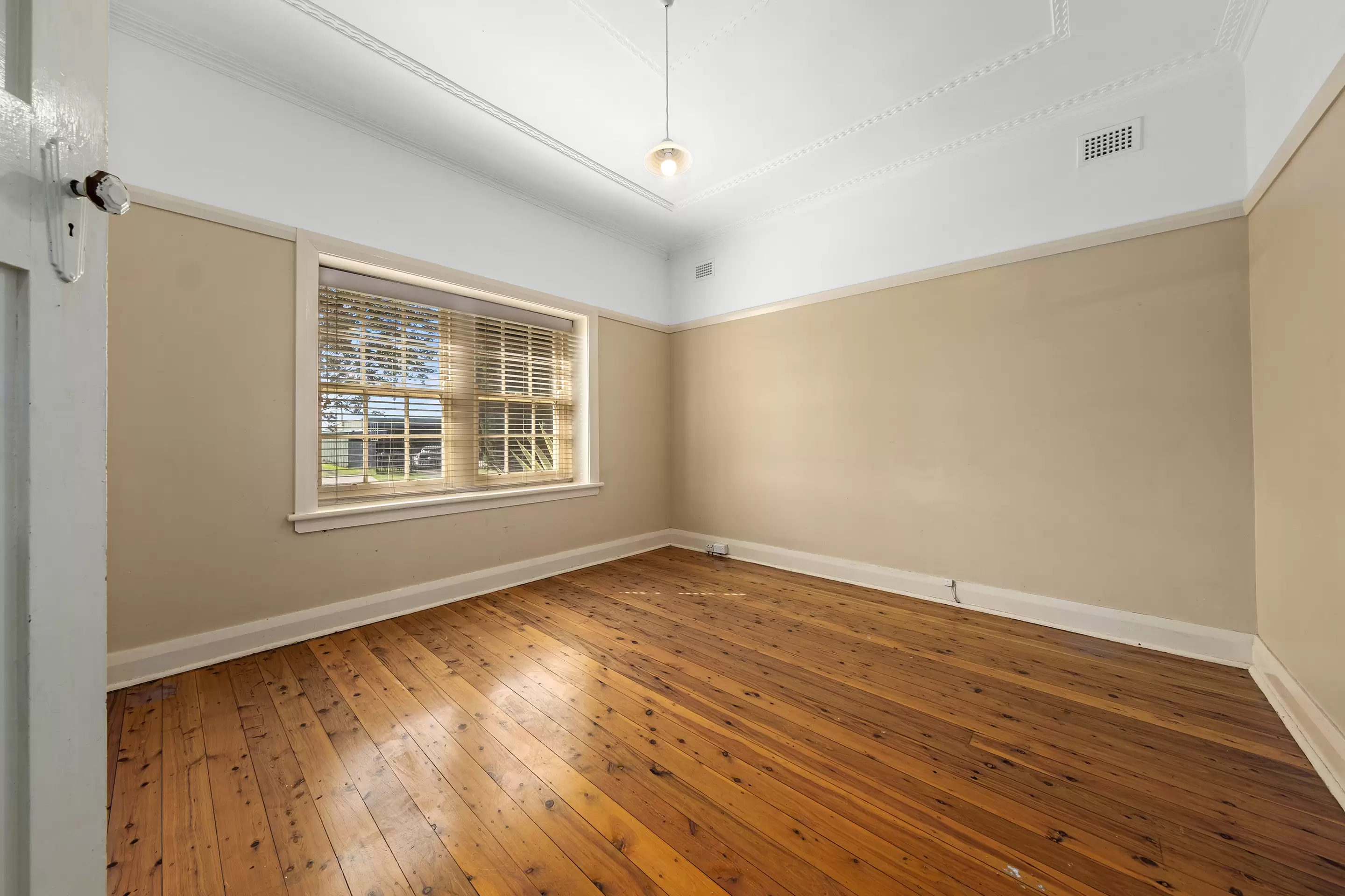 102 Francis Street, Richmond Sold by Cutcliffe Properties - image 9