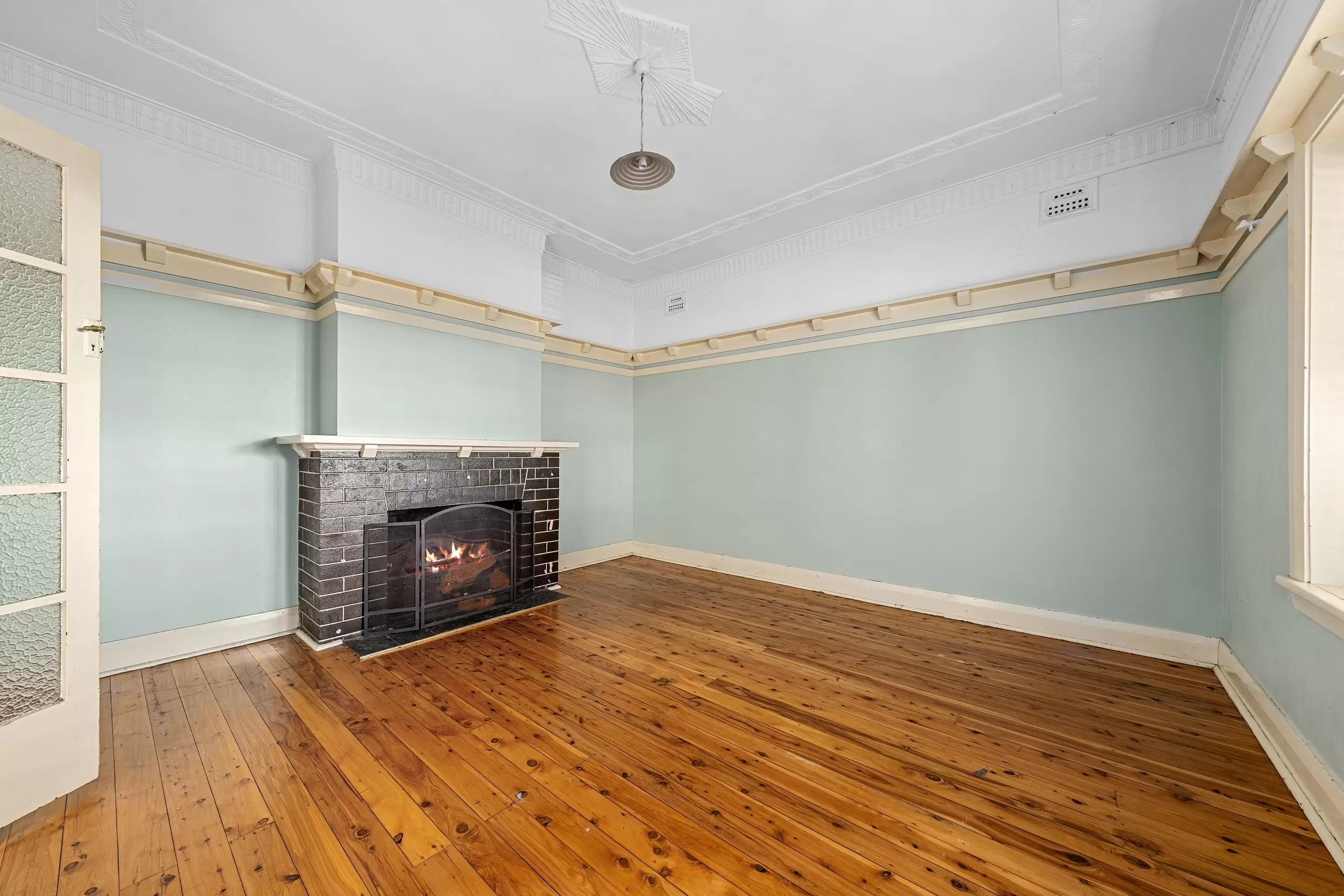 102 Francis Street, Richmond Sold by Cutcliffe Properties - image 4