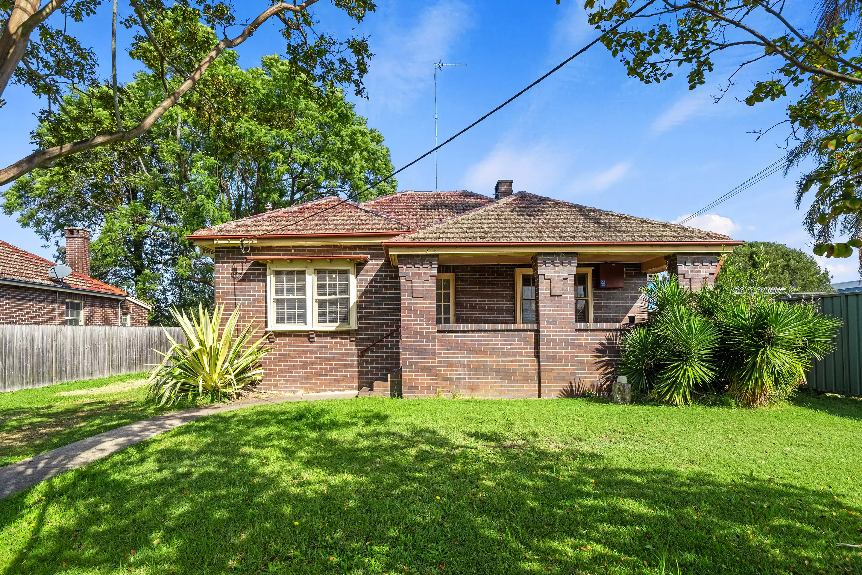 102 Francis Street, Richmond Sold by Cutcliffe Properties - image 2