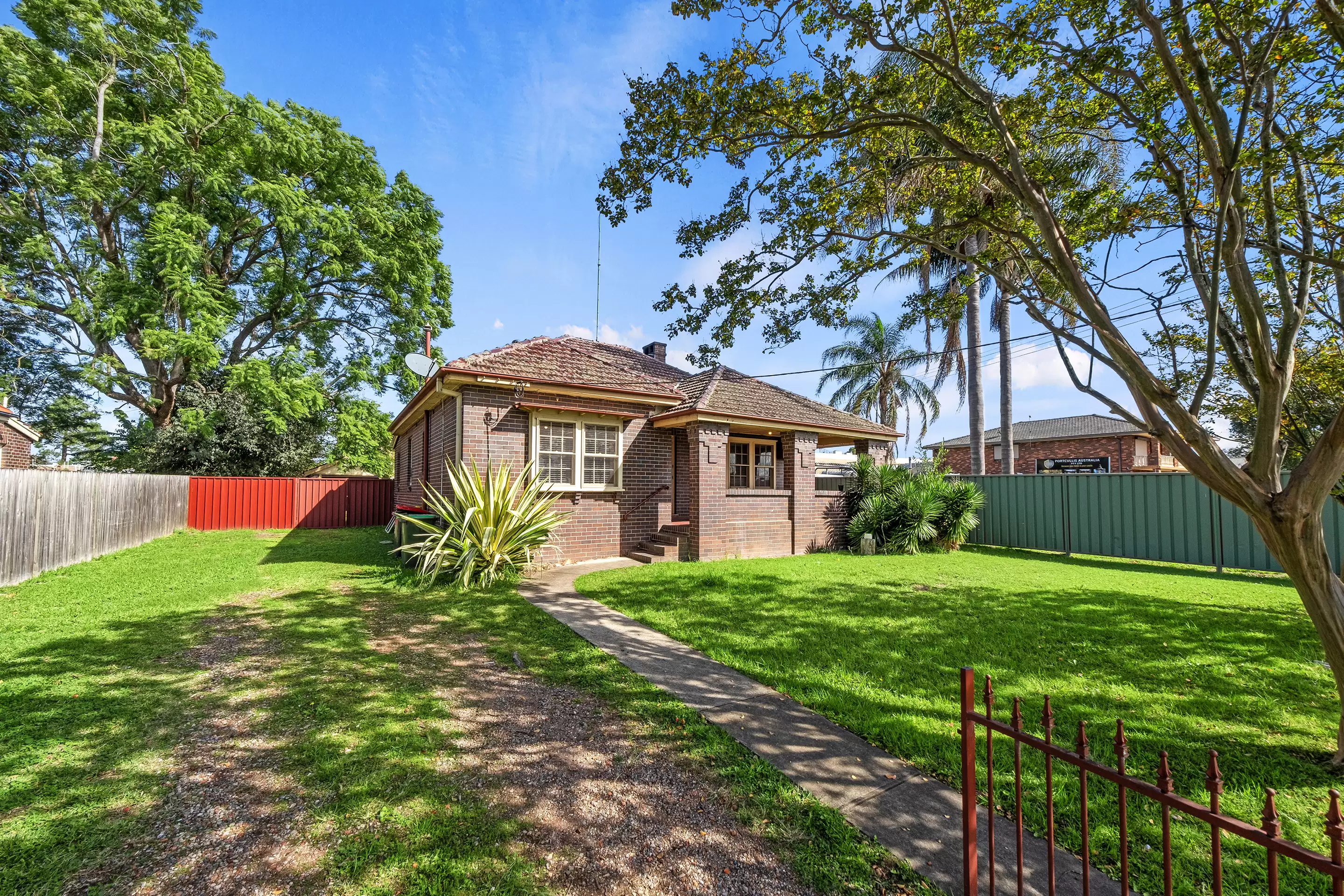 102 Francis Street, Richmond Sold by Cutcliffe Properties - image 1