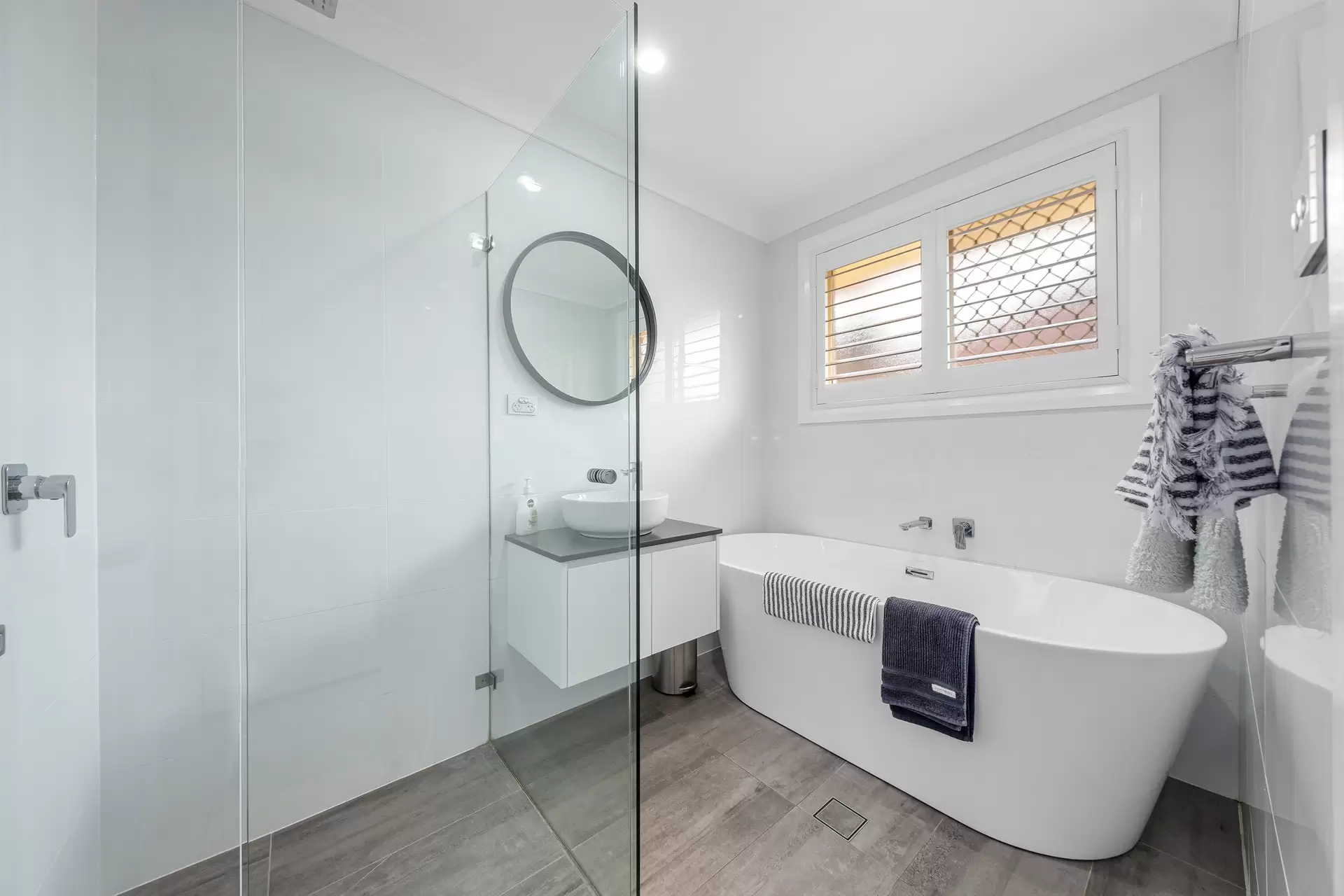 11 Wolseley Road, McGraths Hill Sold by Cutcliffe Properties - image 1