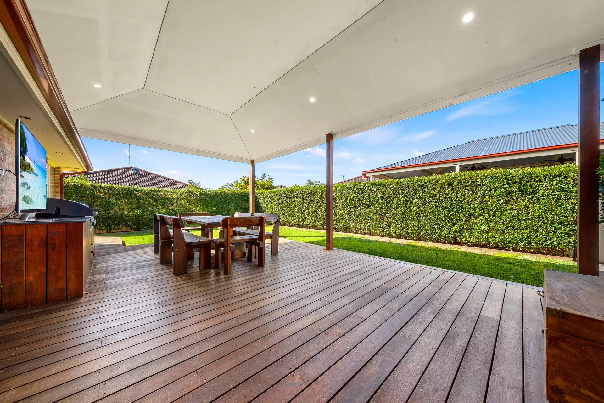 11 Wolseley Road, McGraths Hill Sold by Cutcliffe Properties - image 1