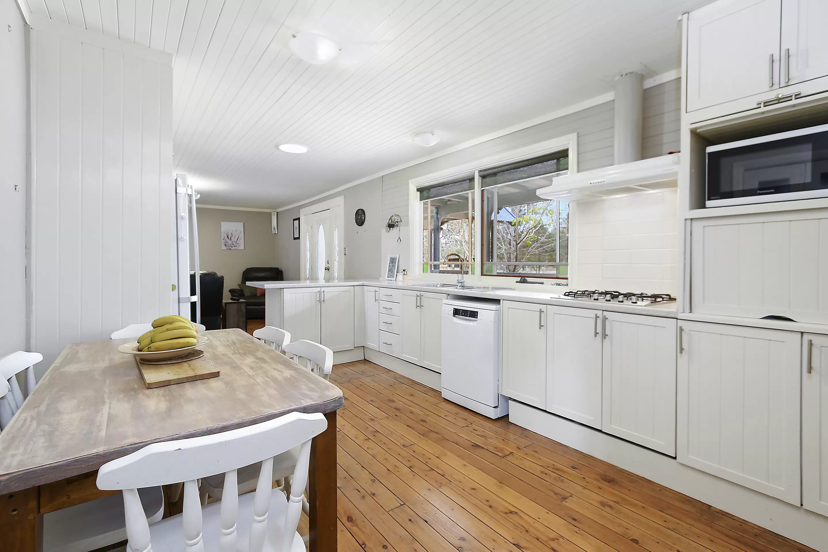 278 Devlin Road, Castlereagh Leased by Cutcliffe Properties - image 2