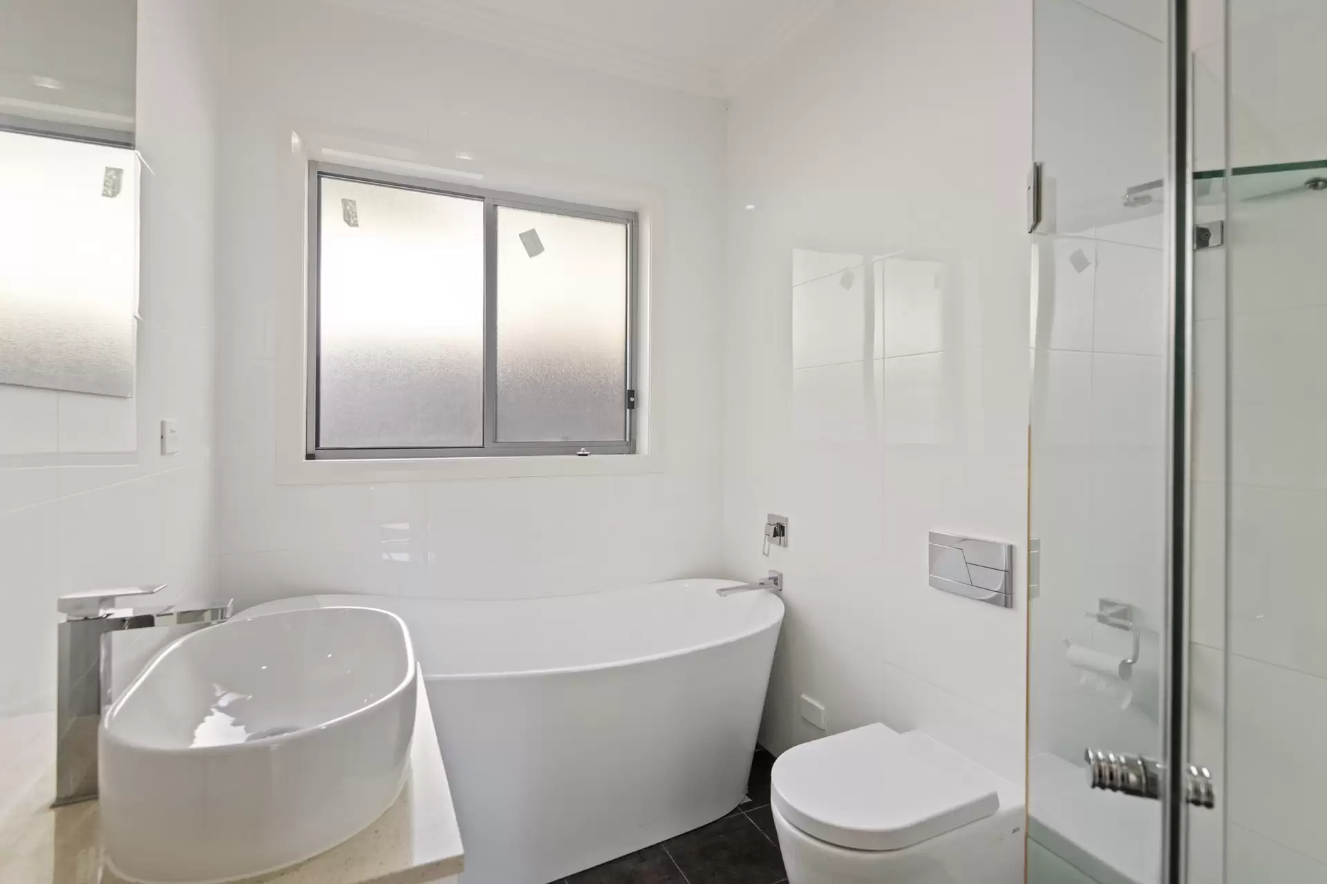 3/7a Garthowen Crescent, Castle Hill For Lease by Cutcliffe Properties - image 1