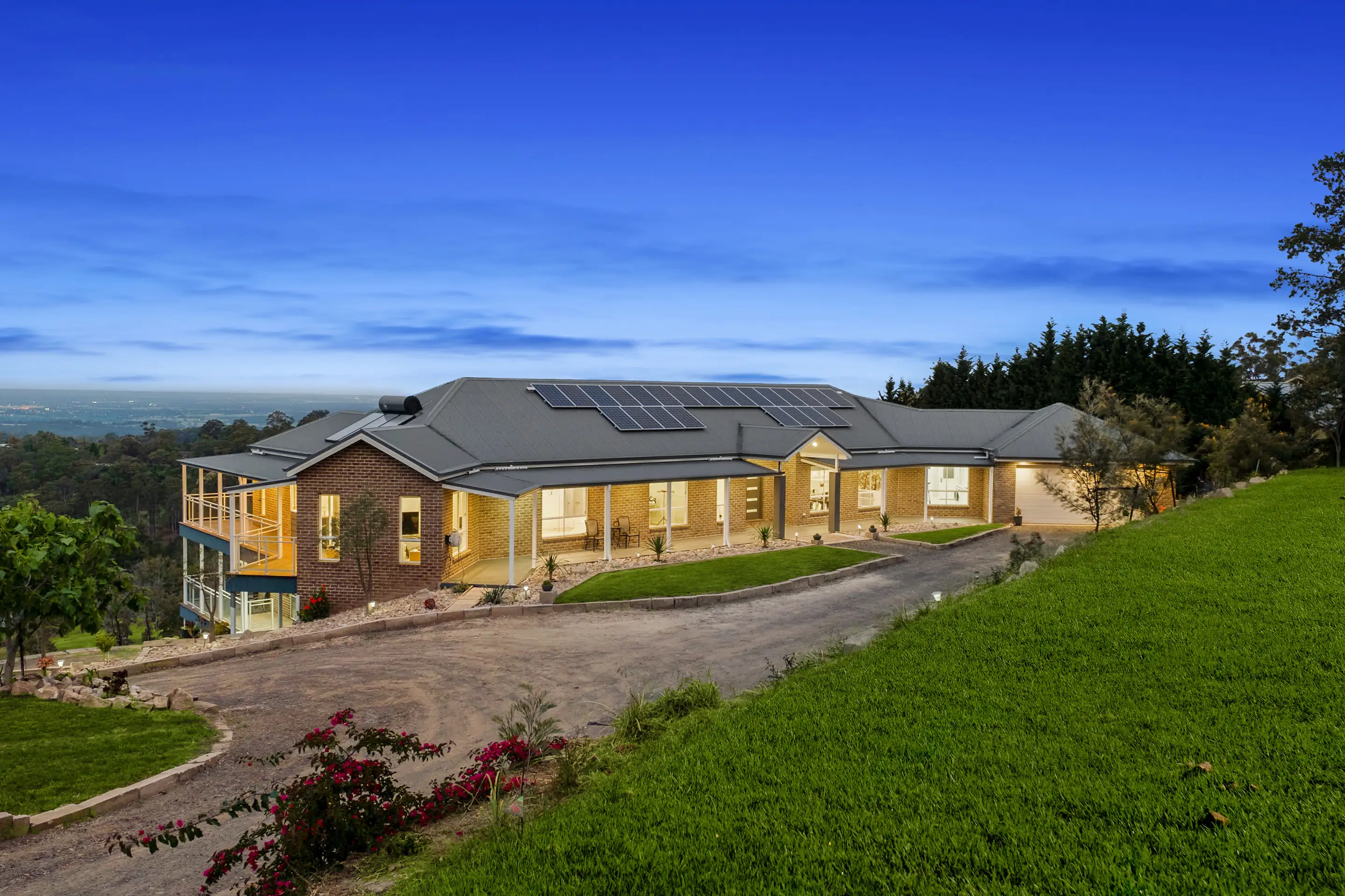 35 Serpentine Lane, Bowen Mountain Sold by Cutcliffe Properties - image 1