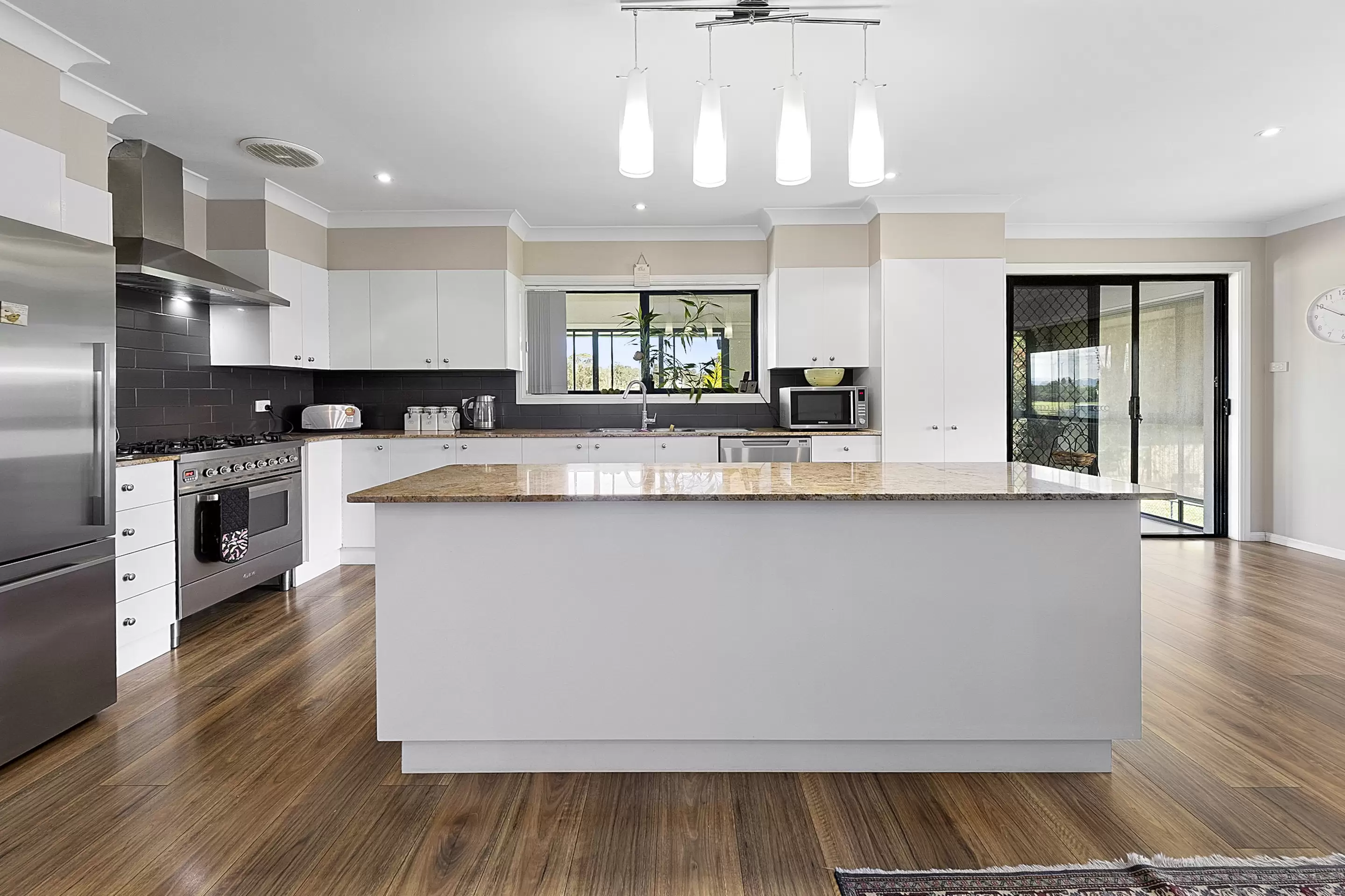 292 Pitt Town Road, Pitt Town Sold by Cutcliffe Properties - image 2