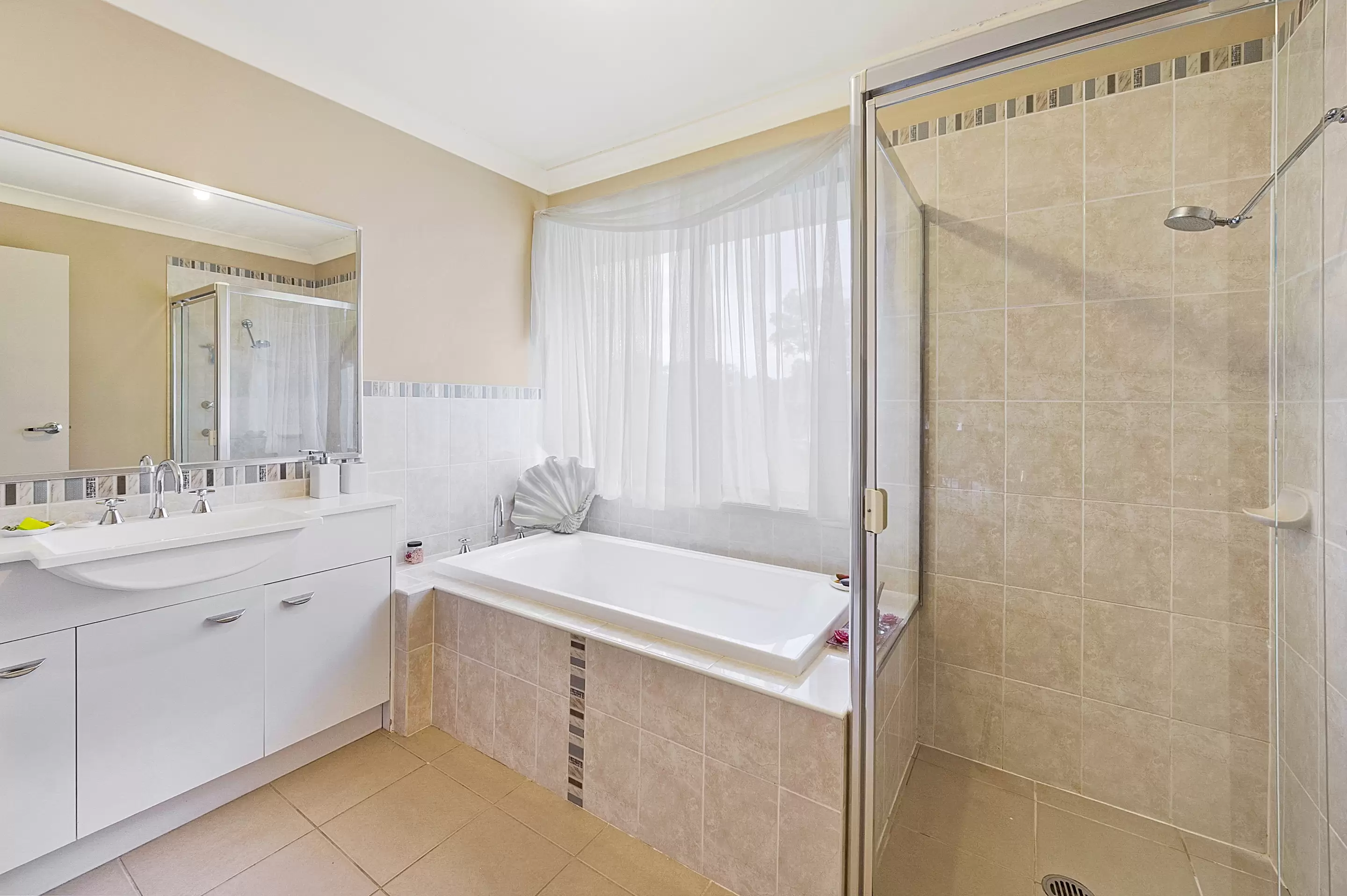 Grose Wold Sold by Cutcliffe Properties - image 7